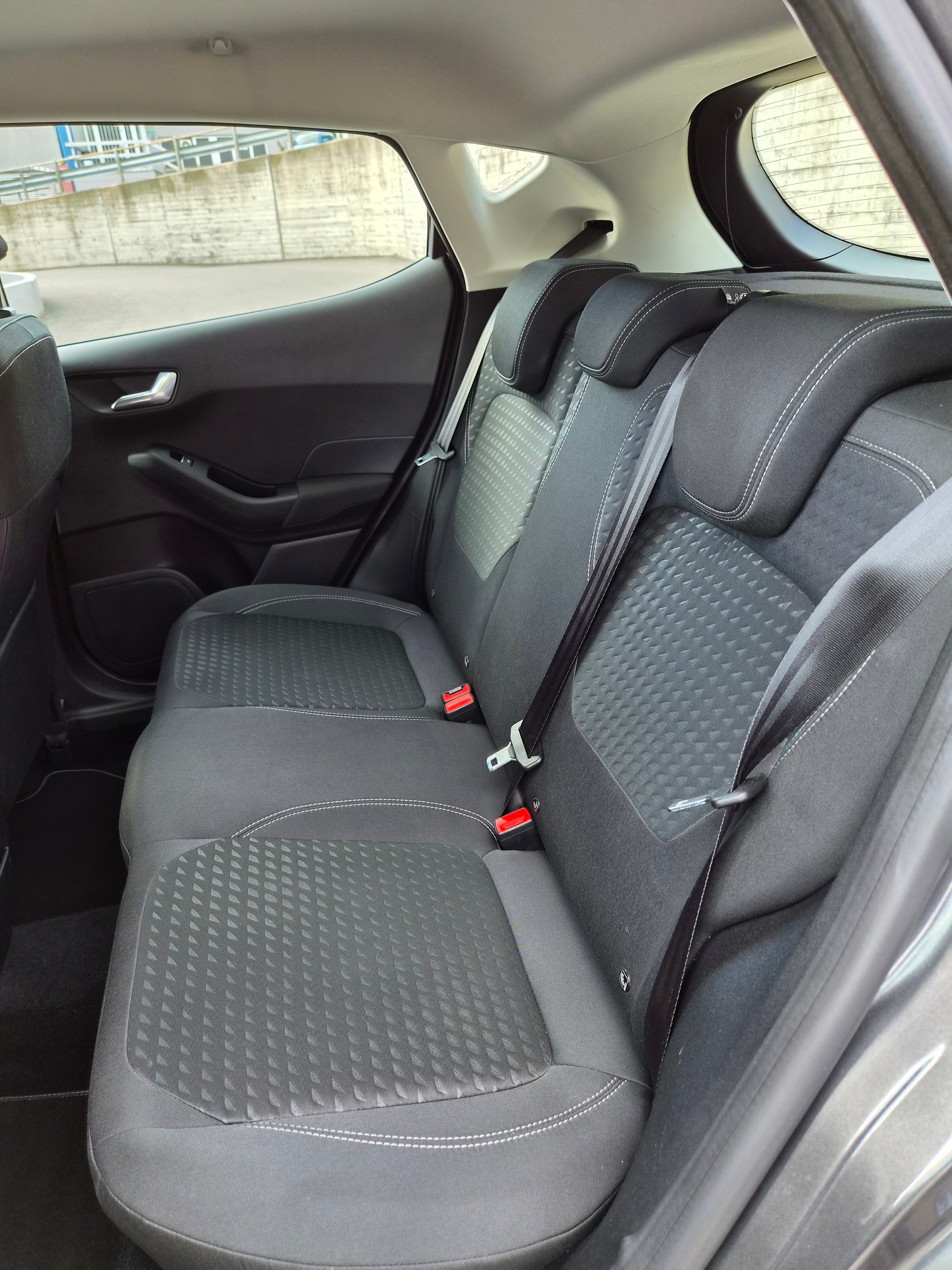 FORD Fiesta 1.0 SCTi Titanium PowerShift-image-5