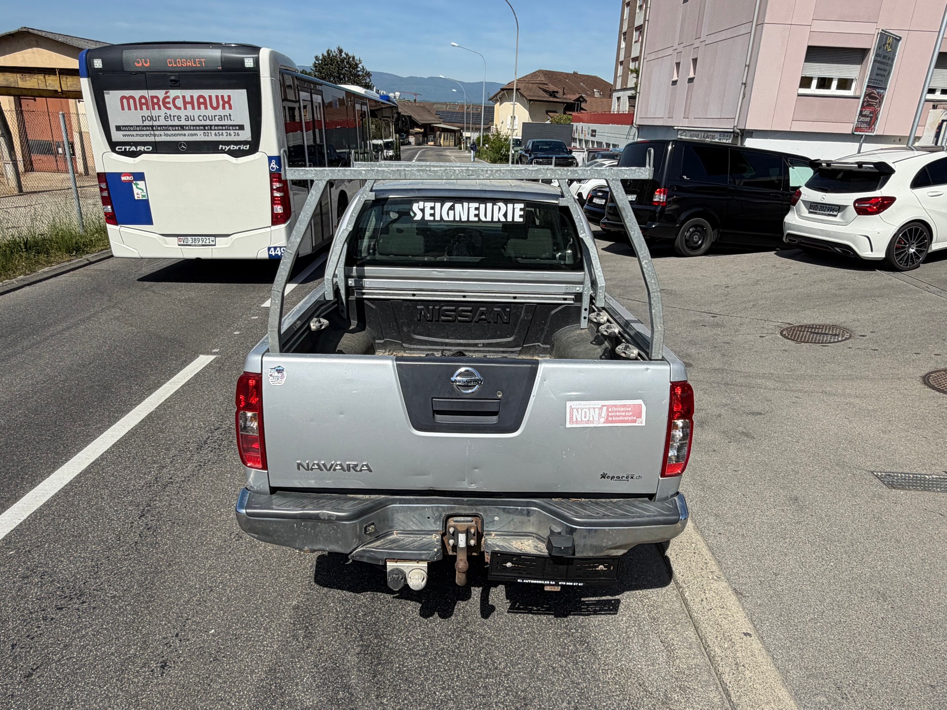 NISSAN Navara Double Cab SE 2.5 dCi 4WD-image-6