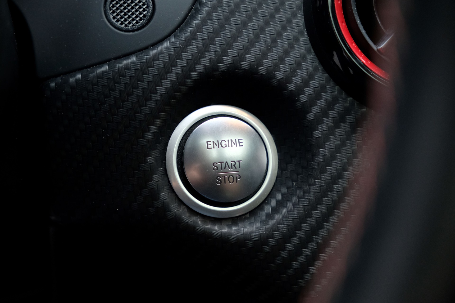 MERCEDES-BENZ A 250 Sport 4Matic 7G-DCT-image-19
