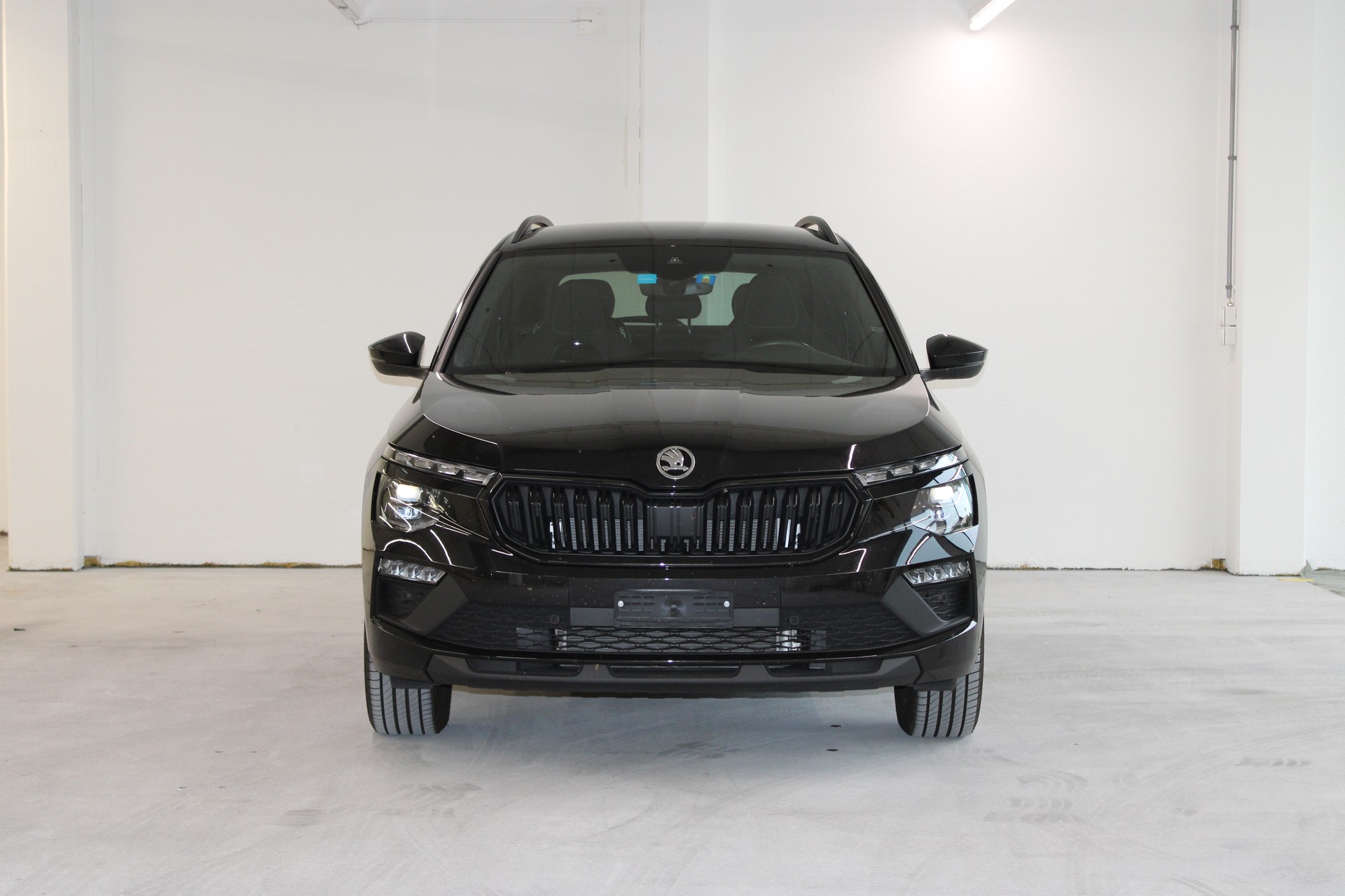 SKODA Kamiq 1.5 TSI Dynamic DSG-showroom-element-1