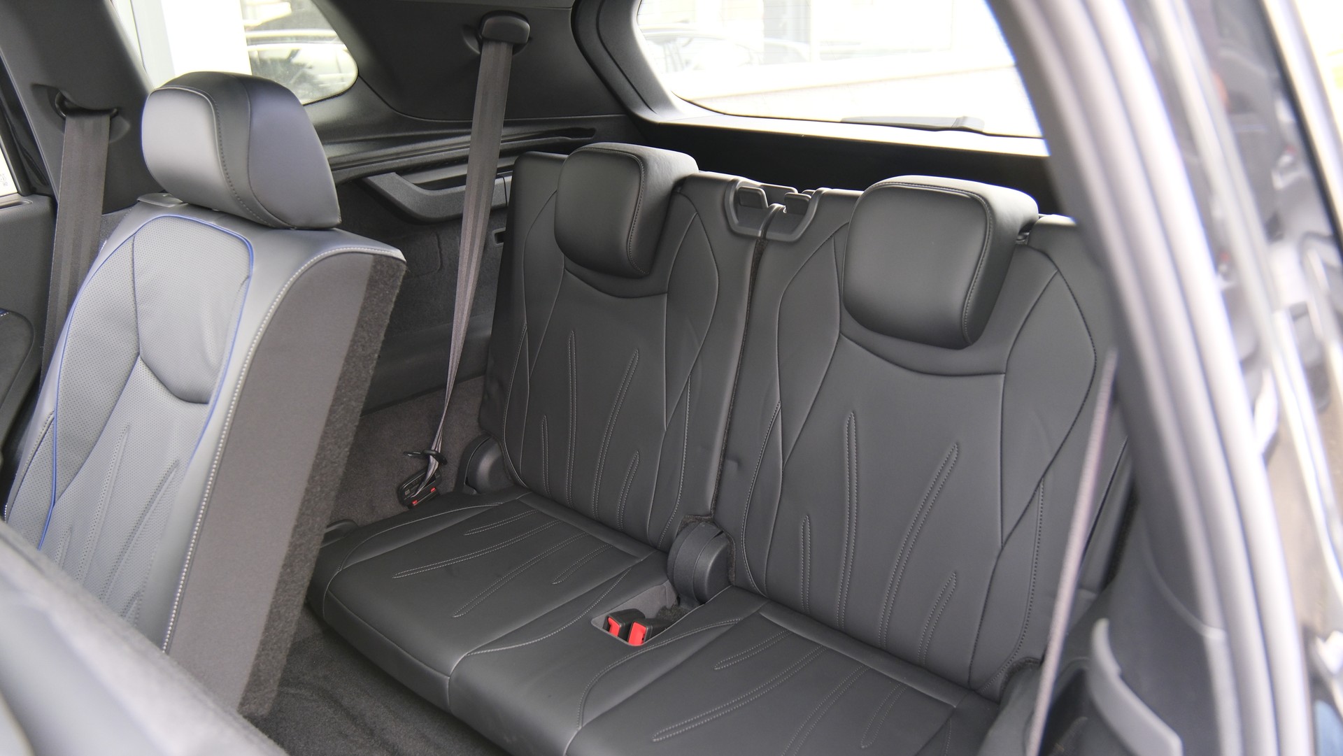 VW Tayron 2.0 TDI SCR R-Line United 4Motion DSG-image-6