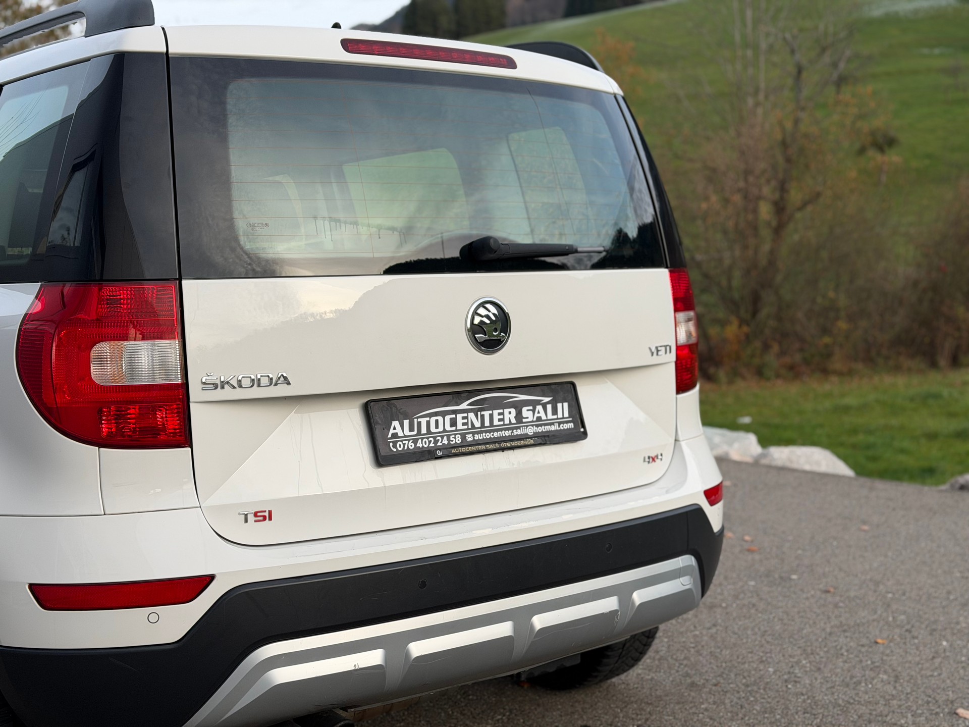 SKODA Yeti 1.8 TSI Ambition 4x4-image-6