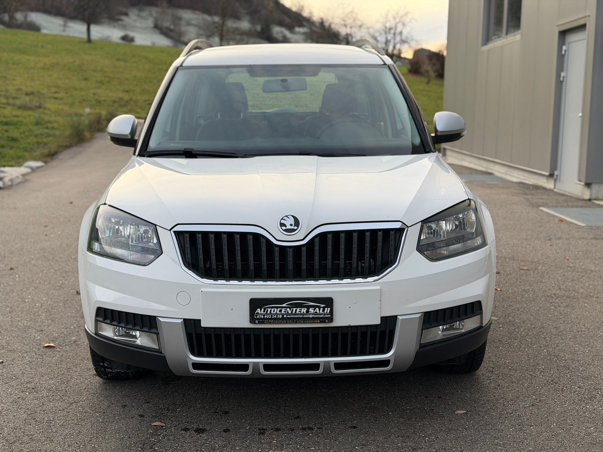 SKODA Yeti 1.8 TSI Ambition 4x4-image-2