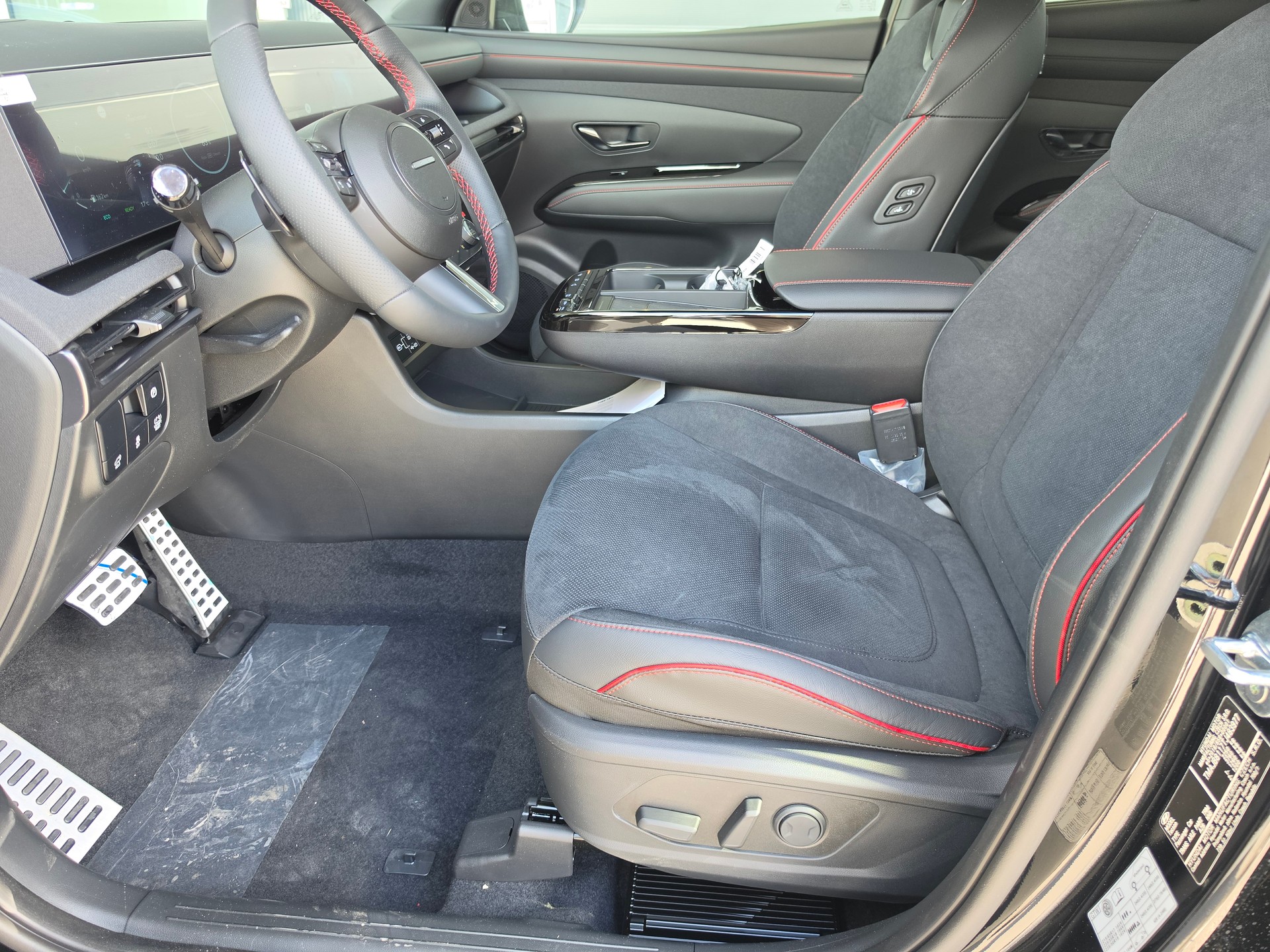 HYUNDAI Tucson 1.6 HEV N-Line 4WD-image-2