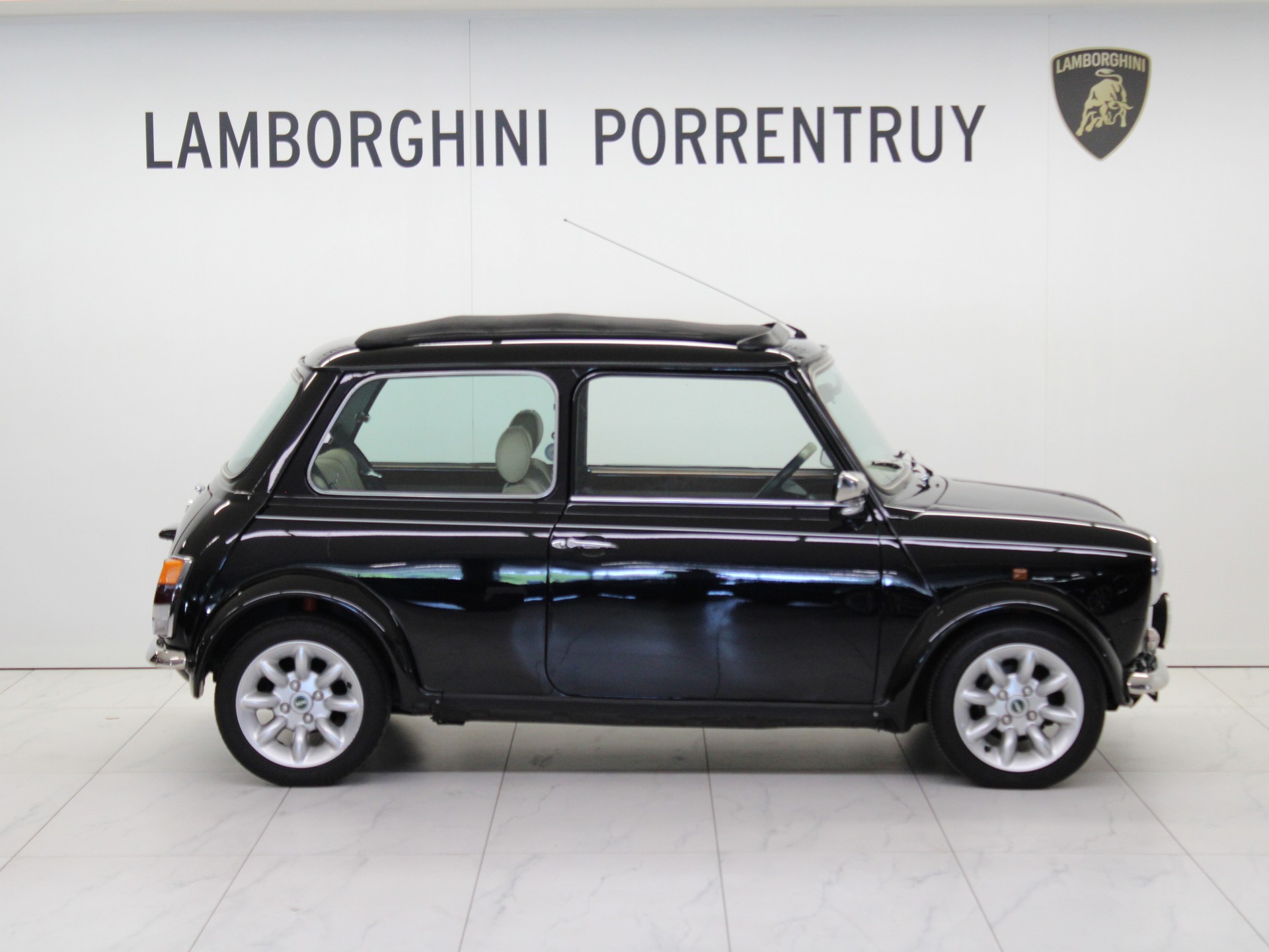 MINI 1.3 Knightsbridge Swiss Final Edition-image-1