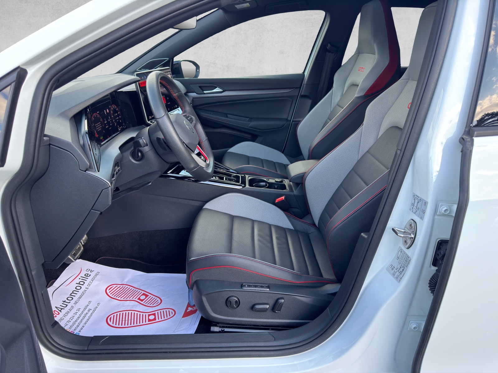 VW Golf 2.0 TSI GTI DSG-image-7
