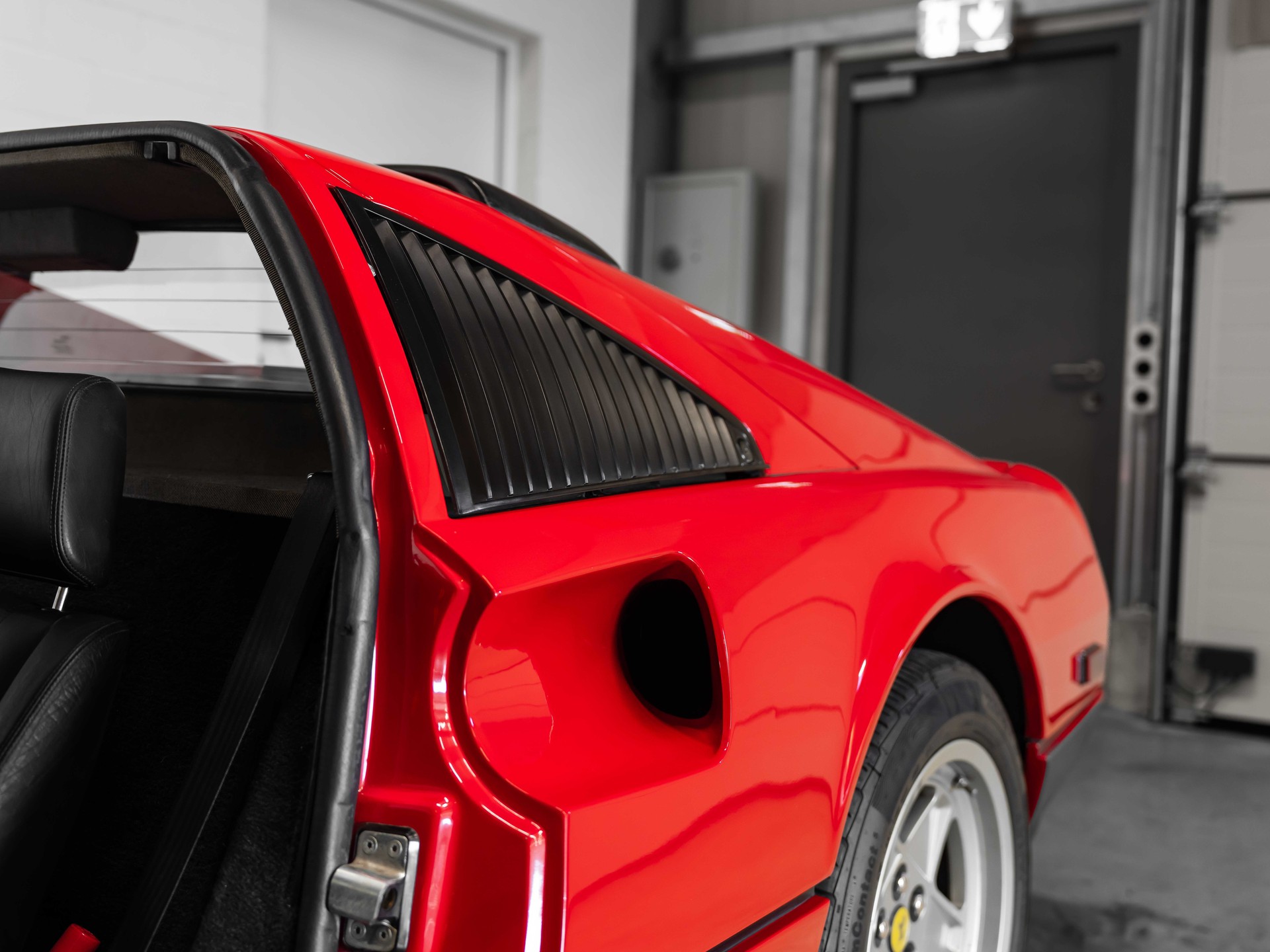 FERRARI 328 GTS-image-23