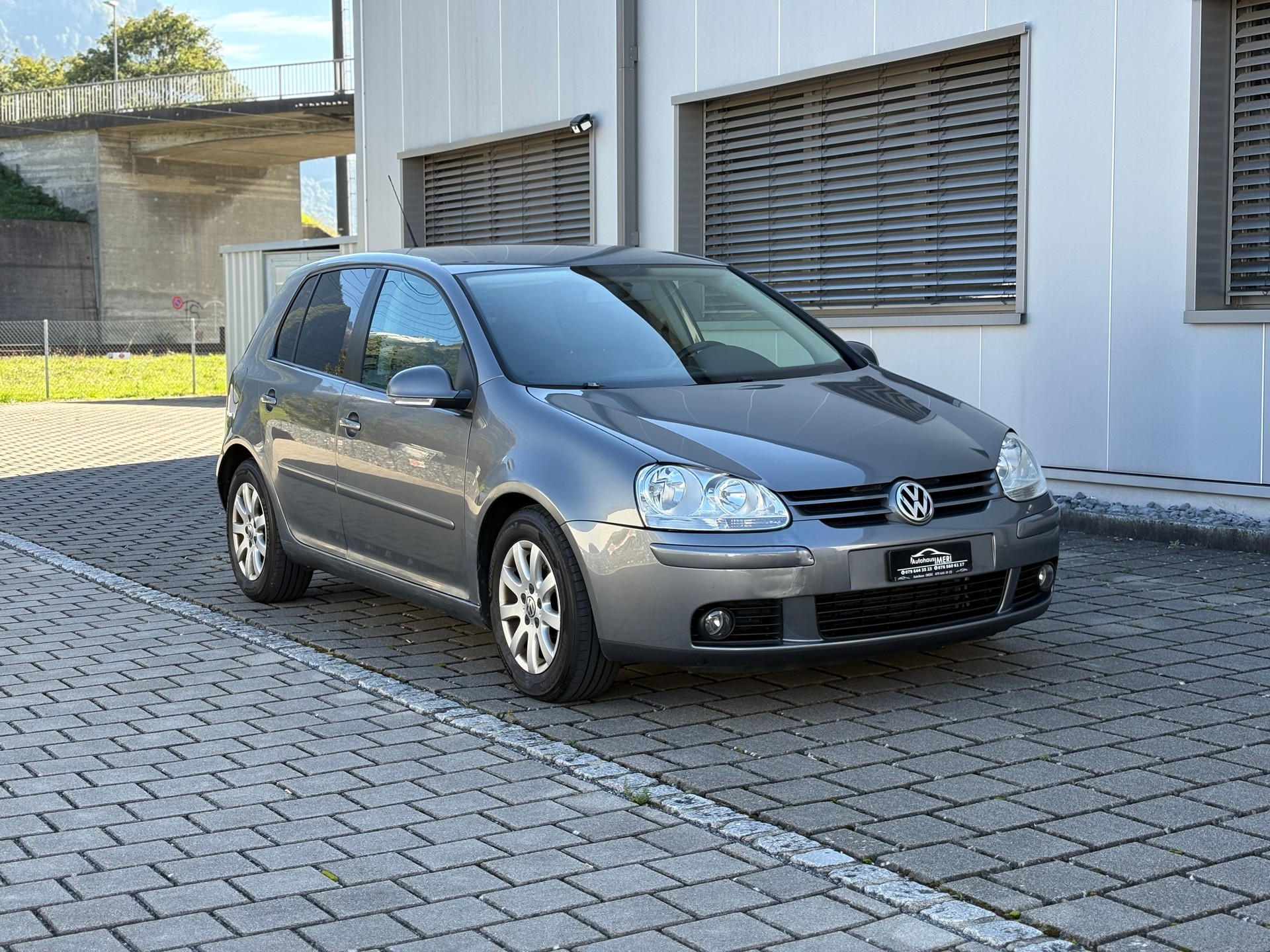 VW Golf 1.9 TDI Comfortline 4Motion-image-3