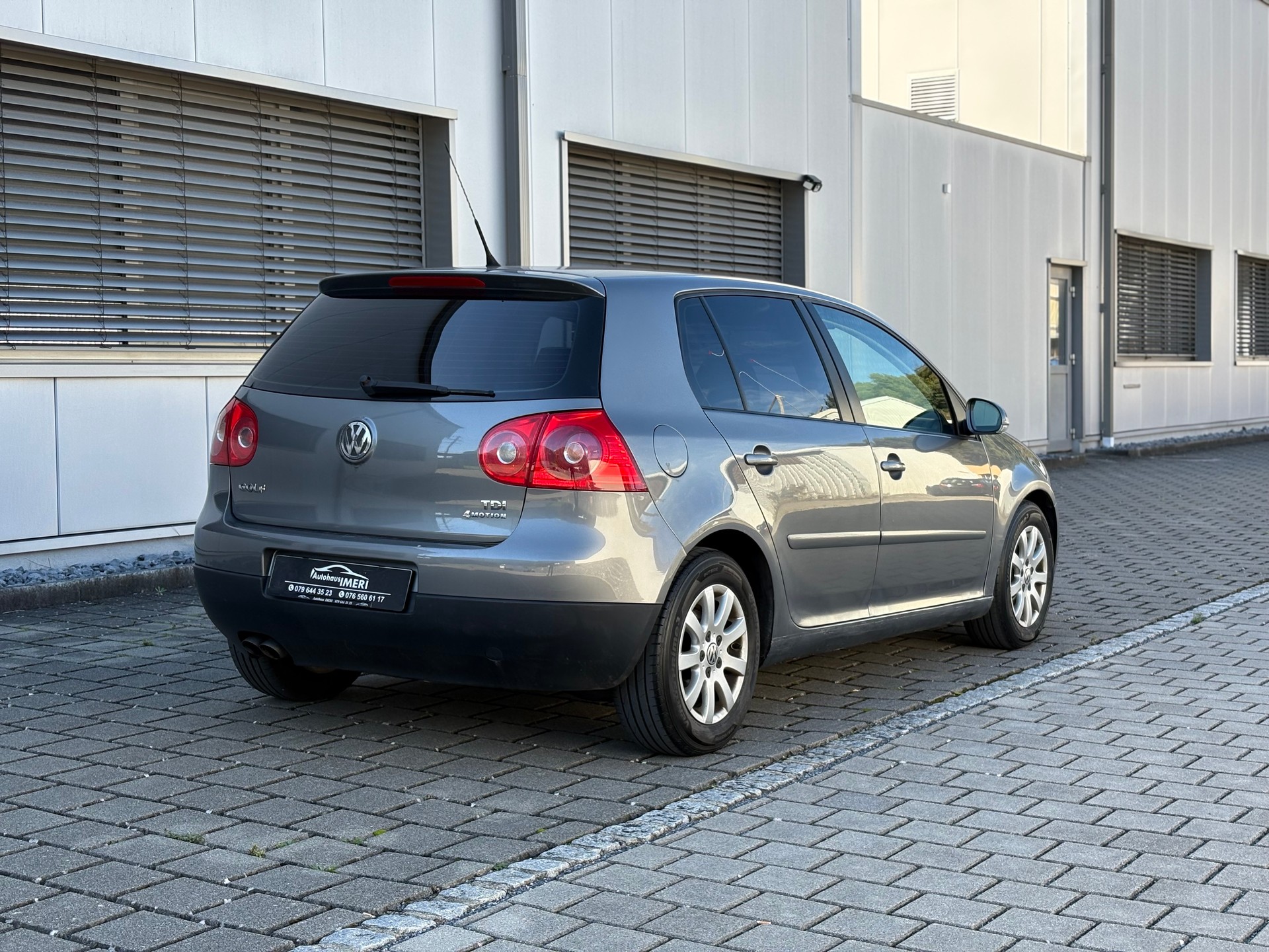 VW Golf 1.9 TDI Comfortline 4Motion-image-9
