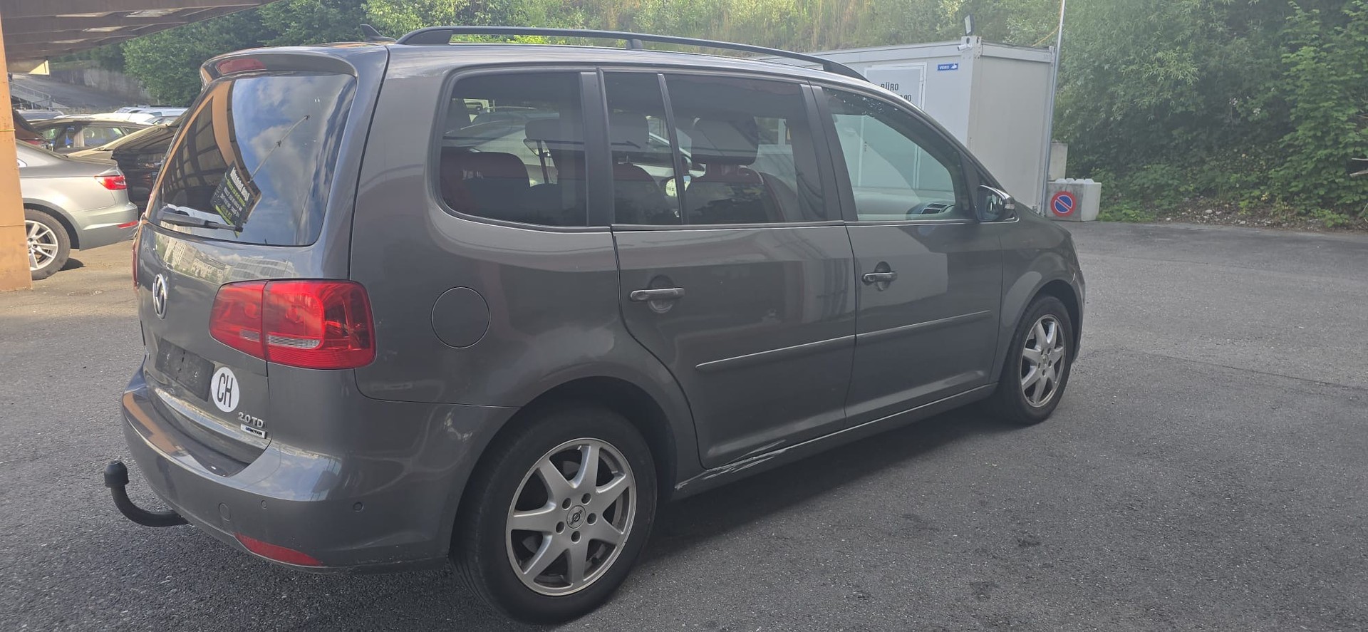 VW Touran 2.0 TDI BMT Comfortline DSG-image-3