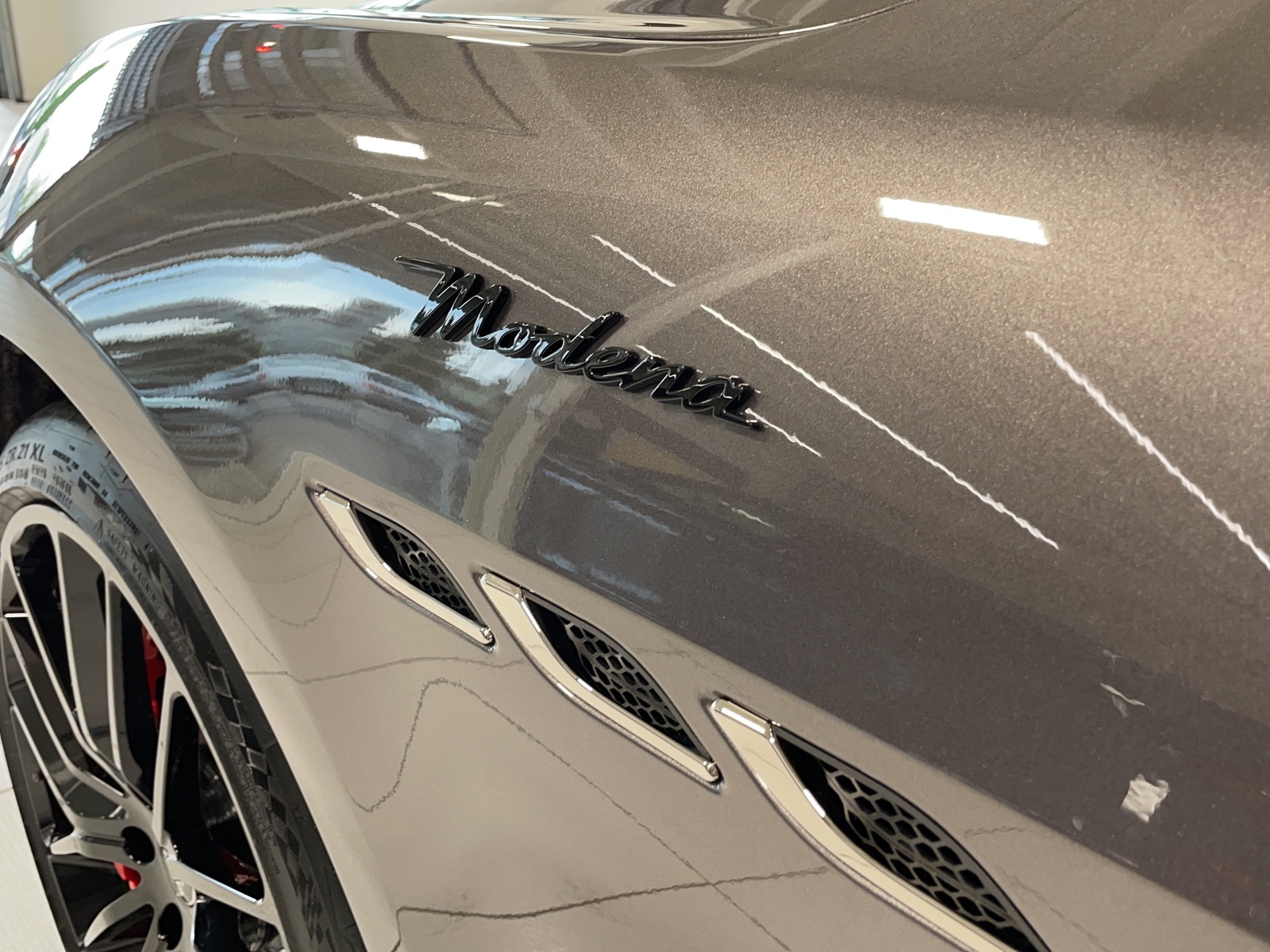 MASERATI Ghibli 3.0 V6 Modena-image-13