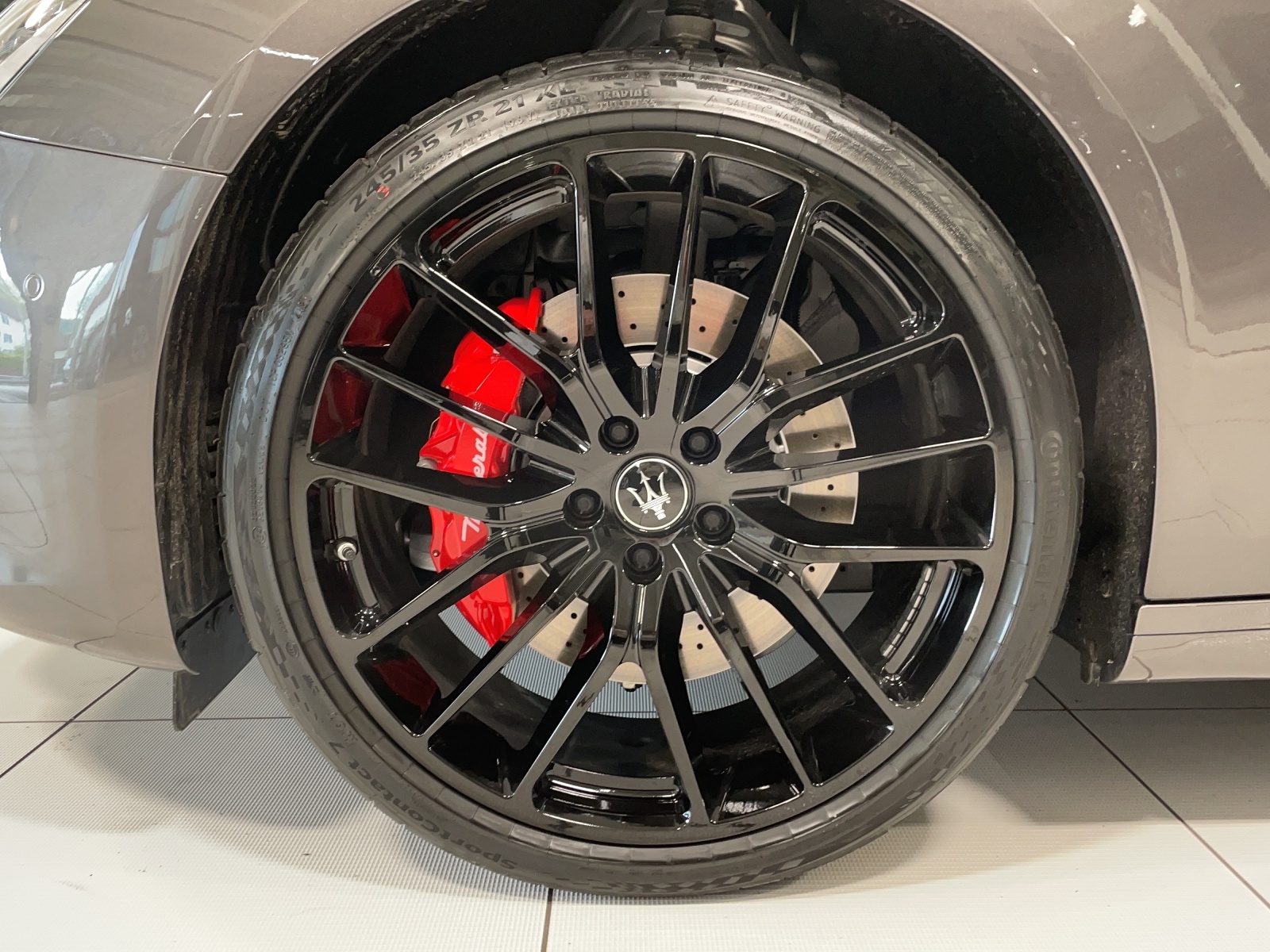 MASERATI Ghibli 3.0 V6 Modena-image-14