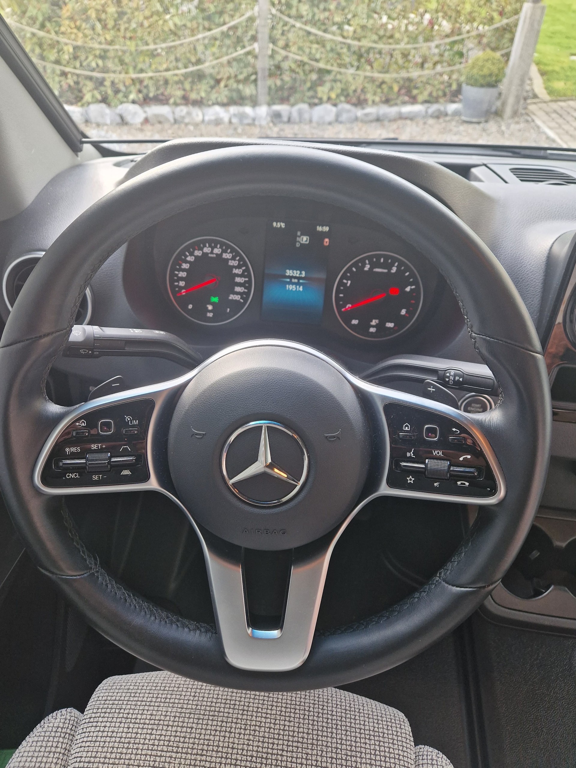 HYMER Mercedes Grand Canyon S-image-10