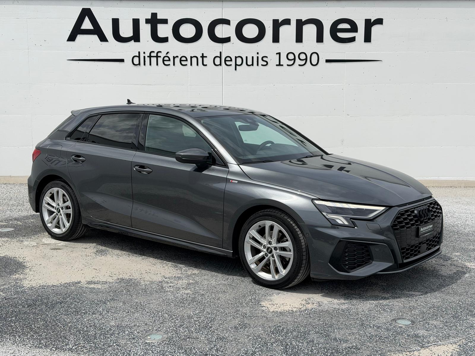 AUDI A3 Sportback 35 TFSI S line Attraction S-tronic-image-2