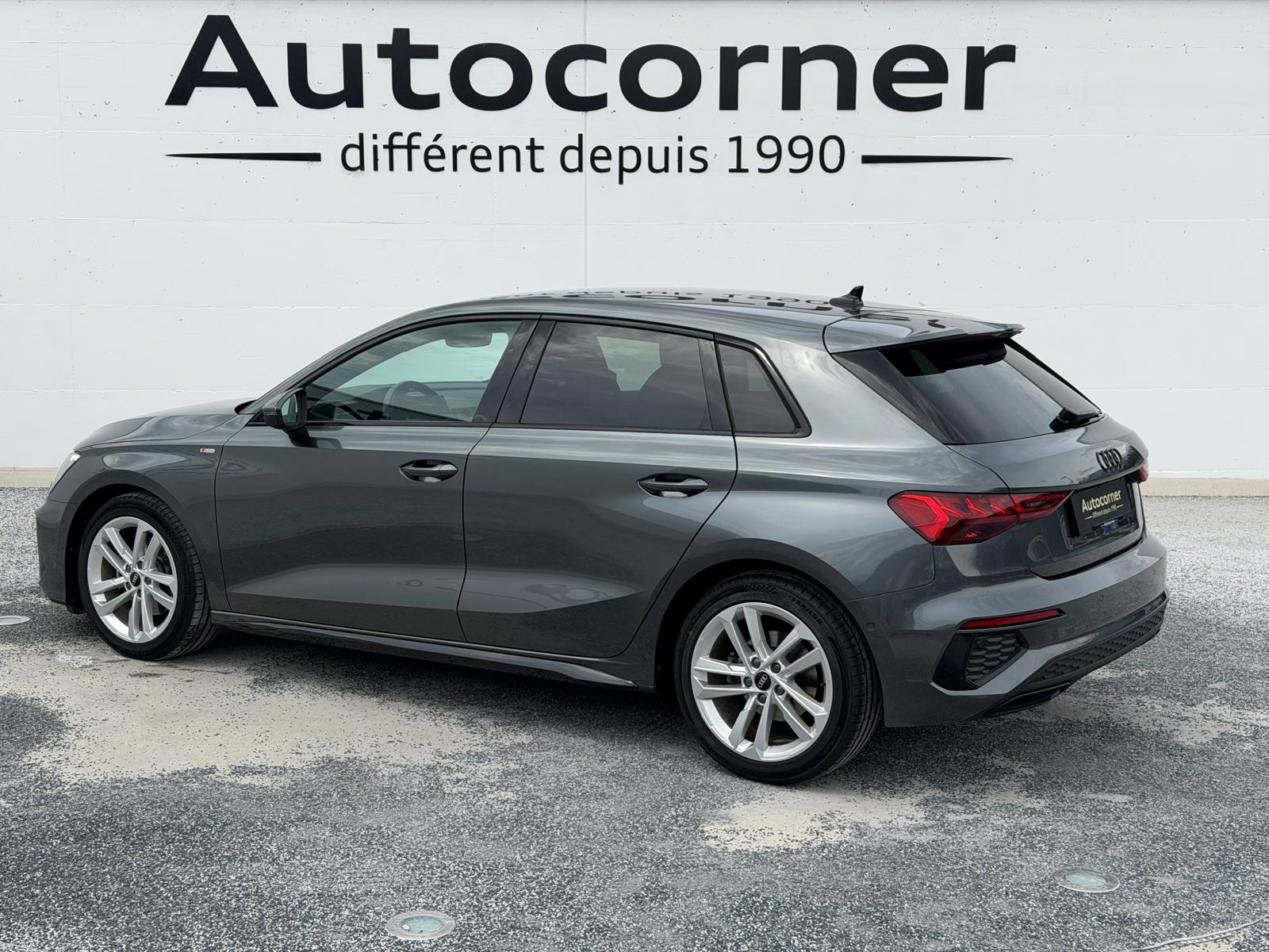 AUDI A3 Sportback 35 TFSI S line Attraction S-tronic-image-3