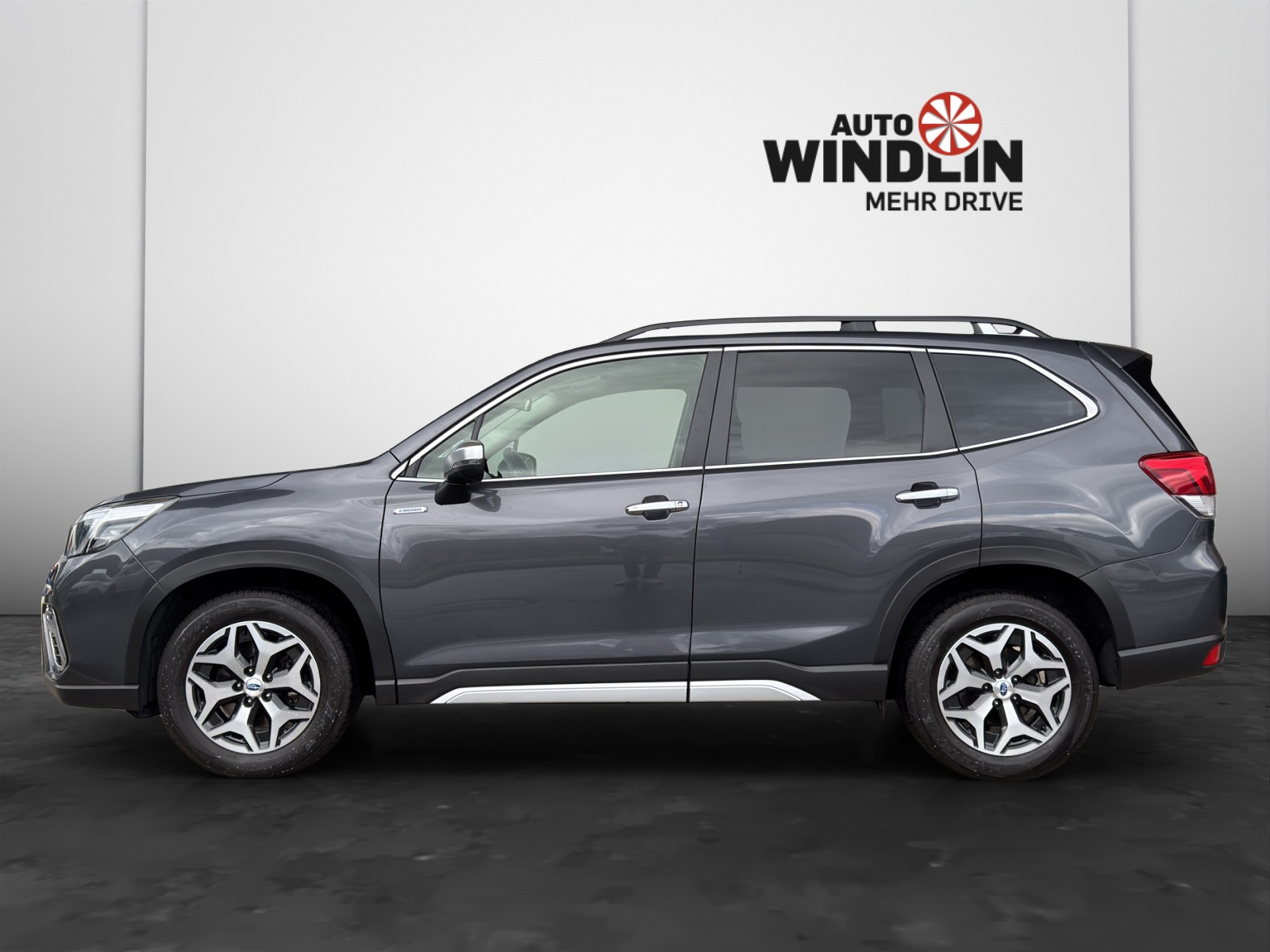 SUBARU Forester Station 2.0i e-Boxer Swiss Plus-showroom-element-3