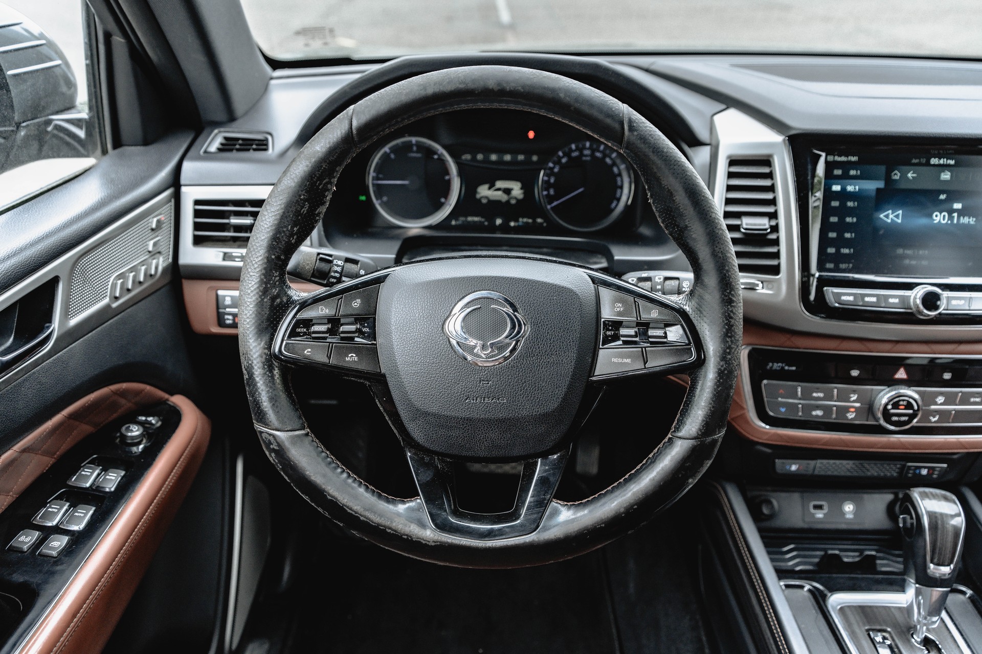 KGM-SsangYong Rexton RX220 e-XDi Crystal 4WD * AB MFK * TOP AUSSATTTUNG * IDEAL FÜR EXPORT *-image-7