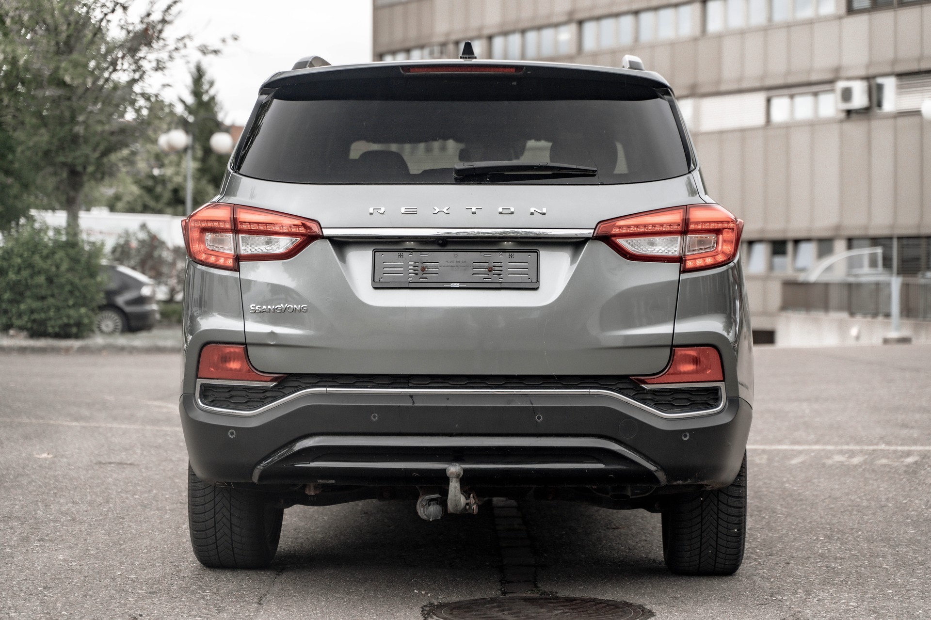 KGM-SsangYong Rexton RX220 e-XDi Crystal 4WD * AB MFK * TOP AUSSATTTUNG * IDEAL FÜR EXPORT *-image-4