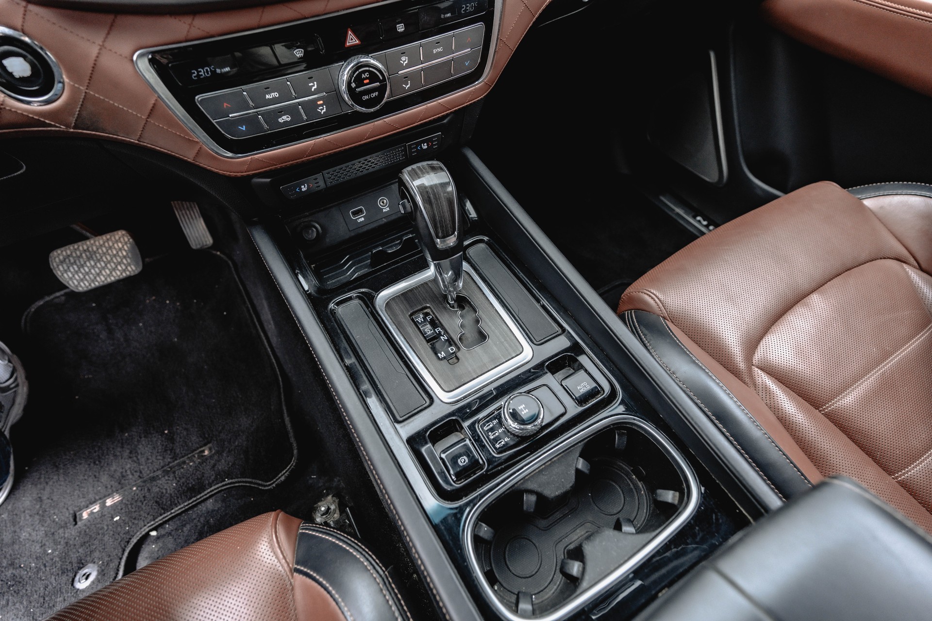KGM-SsangYong Rexton RX220 e-XDi Crystal 4WD * AB MFK * TOP AUSSATTTUNG * IDEAL FÜR EXPORT *-image-20