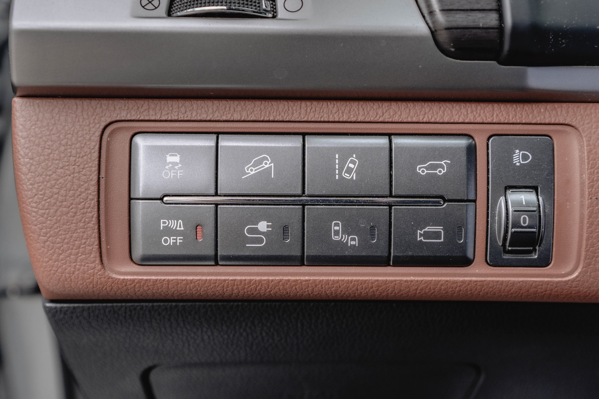 KGM-SsangYong Rexton RX220 e-XDi Crystal 4WD * AB MFK * TOP AUSSATTTUNG * IDEAL FÜR EXPORT *-image-9