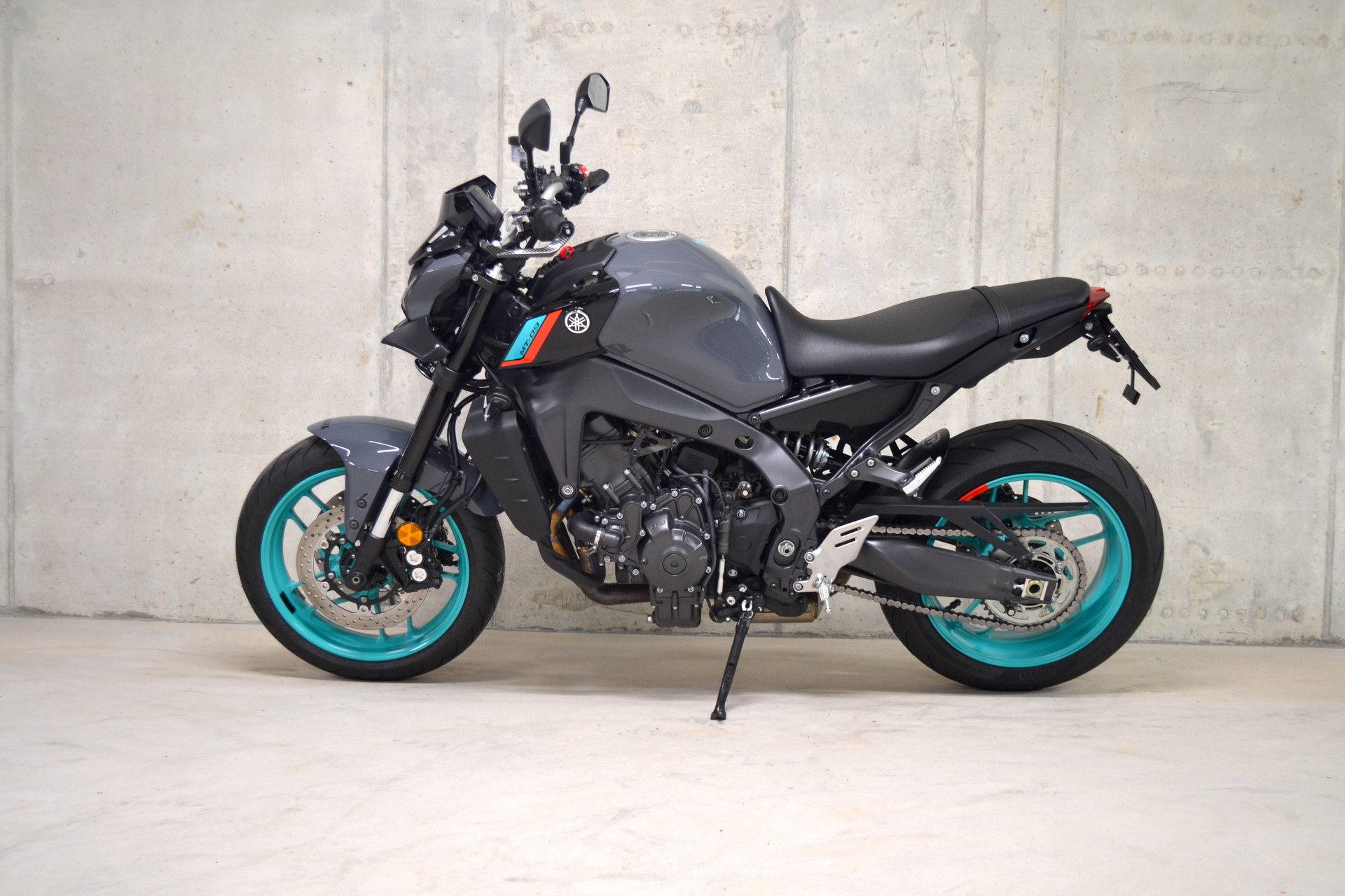 YAMAHA MT-09 (35kW)-image-2