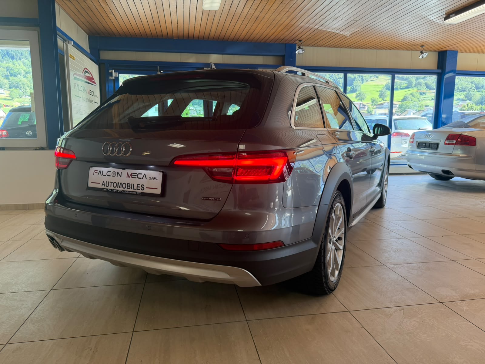 AUDI A4 allroad 3.0 TDI quattro tiptronic-image-8