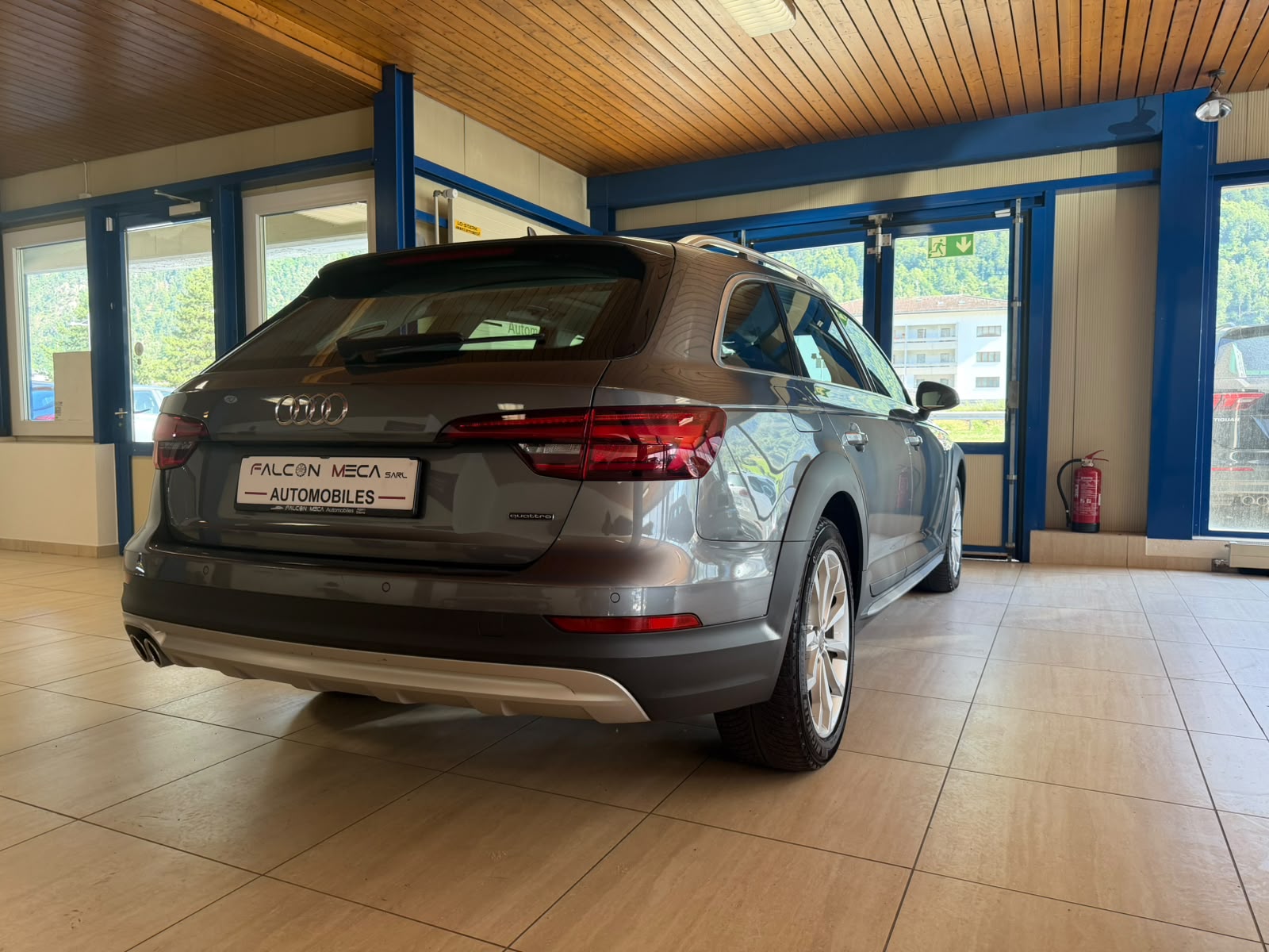 AUDI A4 allroad 3.0 TDI quattro tiptronic-image-10