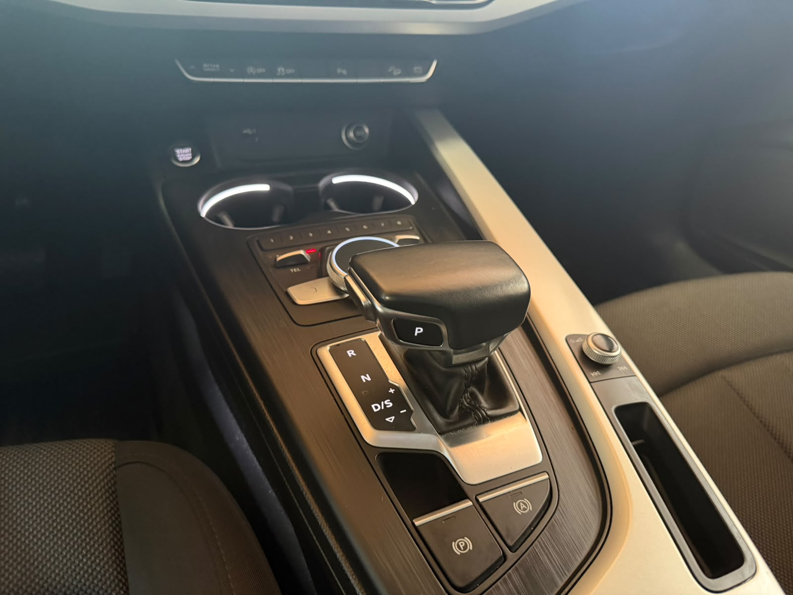 AUDI A4 allroad 3.0 TDI quattro tiptronic-image-18