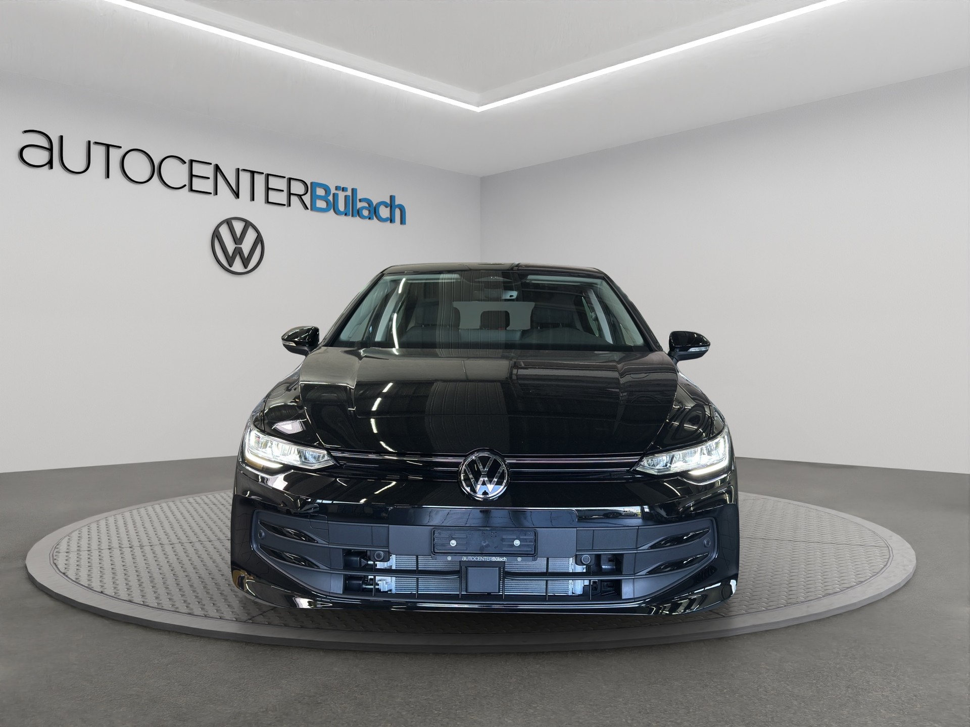 VW Golf 1.5 e TSI mHEV Value DSG-image-1