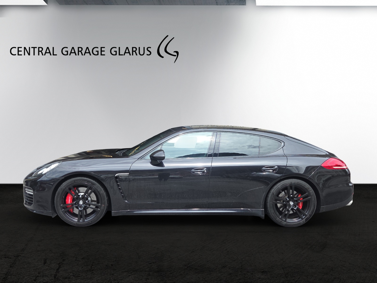 PORSCHE Panamera Turbo 4.8 PDK-showroom-element-3