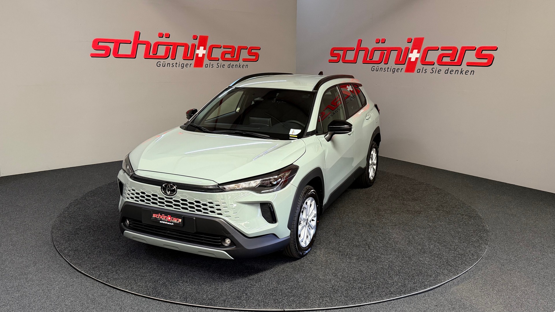 TOYOTA Corolla Cross 1.8 Comfort e-CVT-showroom-element-1
