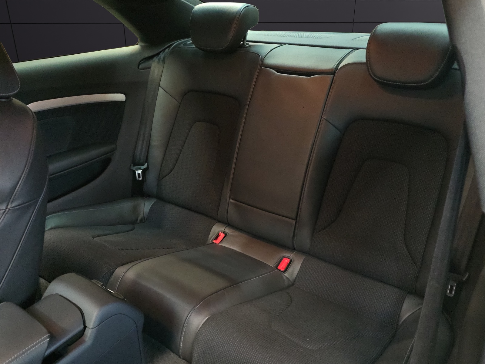 AUDI A5 Coupé 3.0 TDI multitronic CH-Fahrzeug-image-15