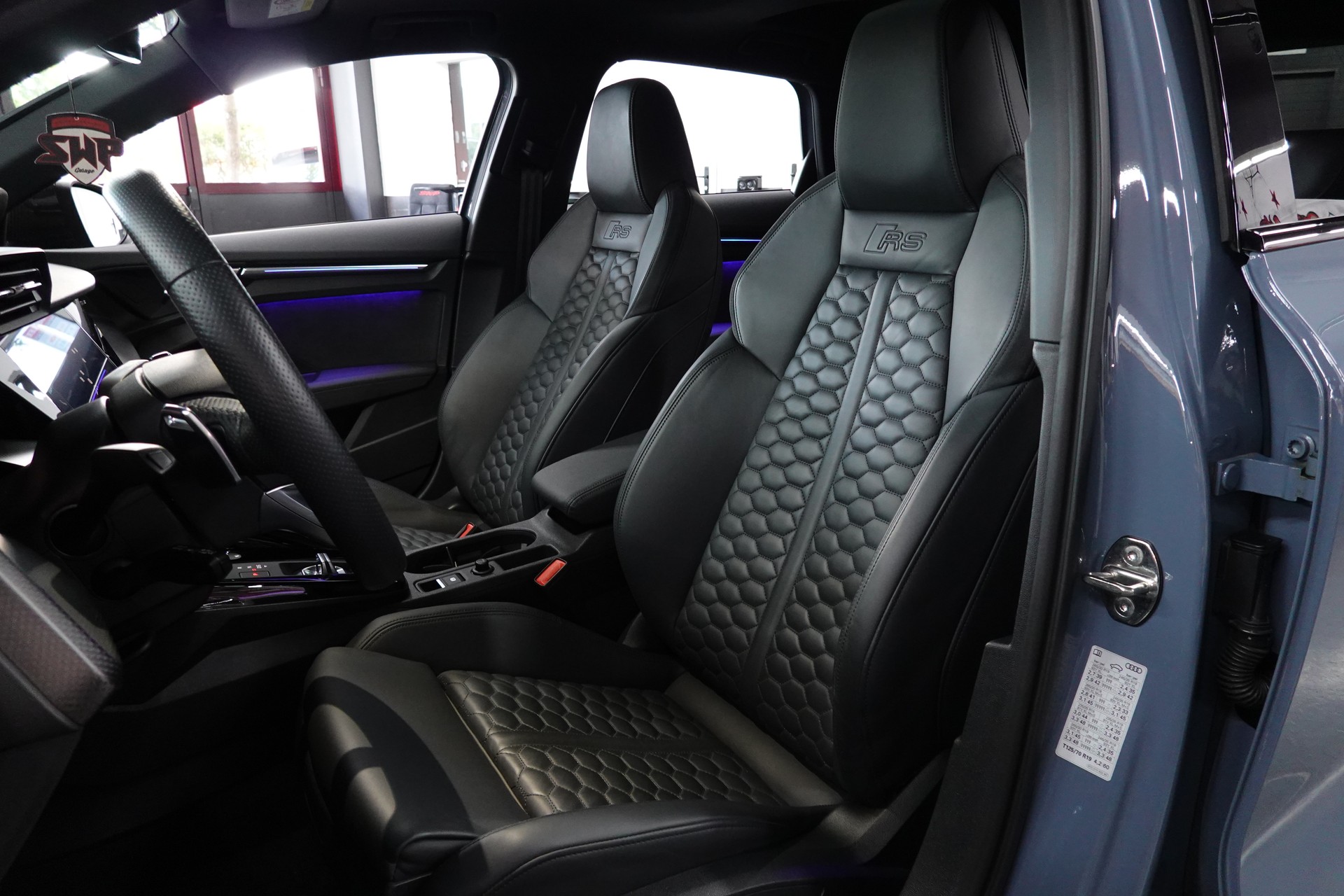 AUDI RS3 SPORTBACK 2.5 TSI QUATTRO S-TRONIC KEMORA EXCLUSIVE FULL ON TOP 20"-image-36