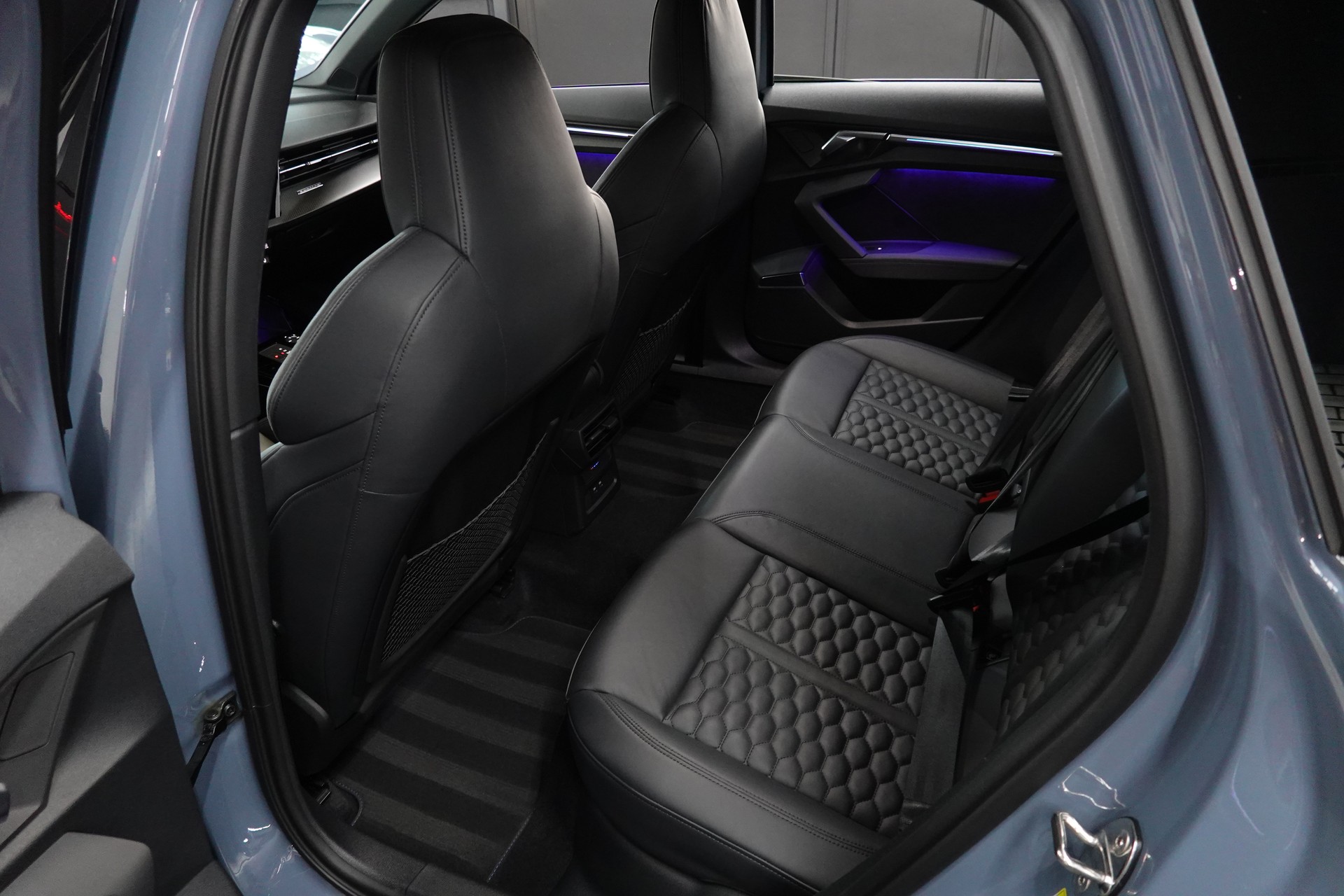 AUDI RS3 SPORTBACK 2.5 TSI QUATTRO S-TRONIC KEMORA EXCLUSIVE FULL ON TOP 20"-image-38