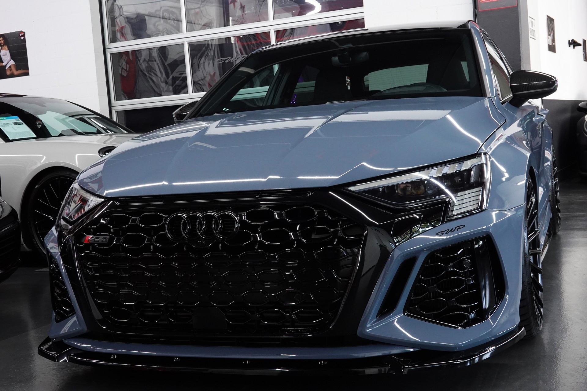 AUDI RS3 SPORTBACK 2.5 TSI QUATTRO S-TRONIC KEMORA EXCLUSIVE FULL ON TOP 20"-showroom-element-2