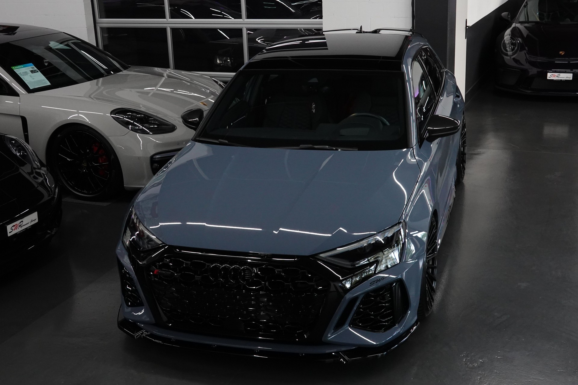 AUDI RS3 SPORTBACK 2.5 TSI QUATTRO S-TRONIC KEMORA EXCLUSIVE FULL ON TOP 20"-showroom-element-3