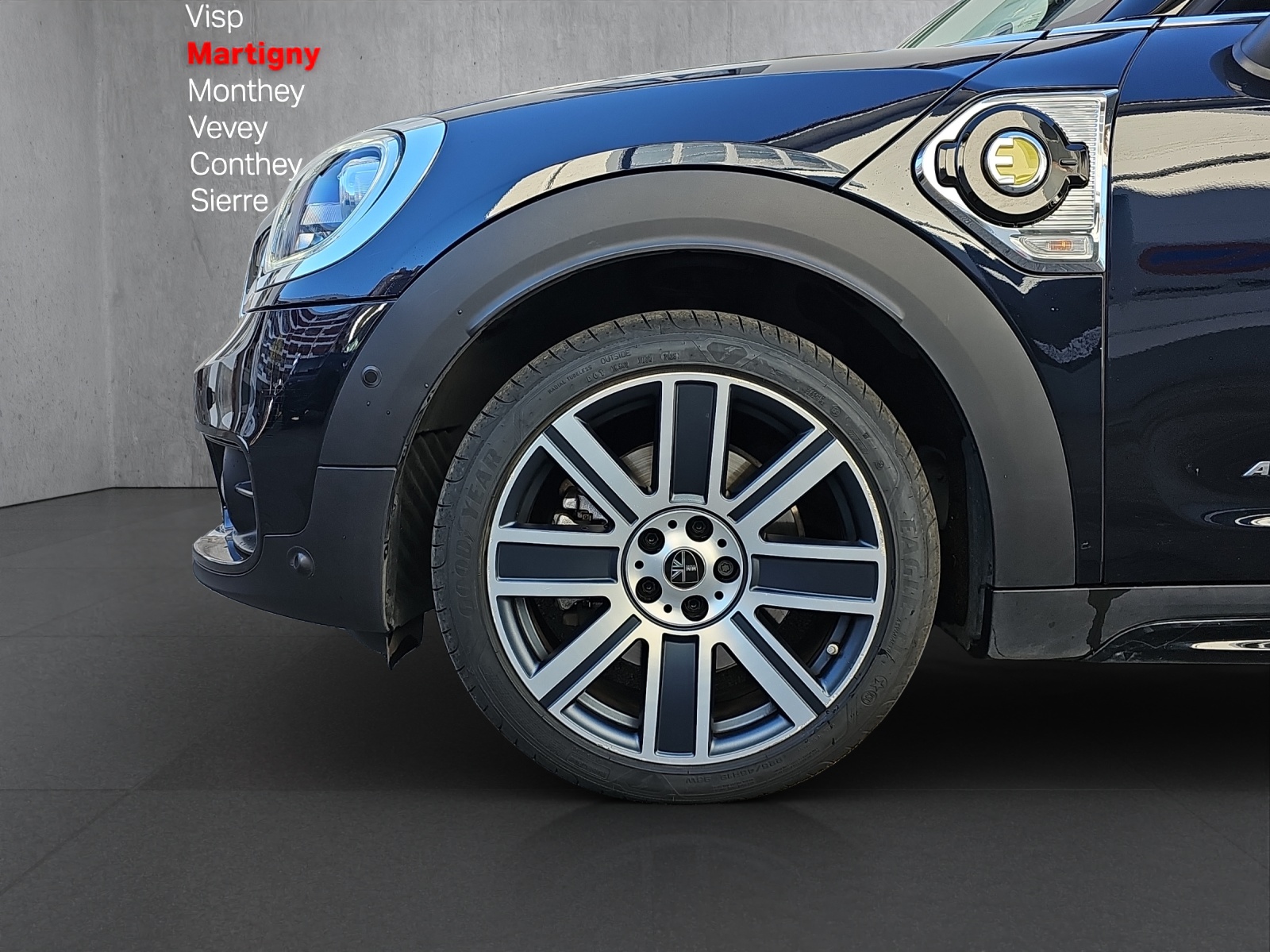 MINI Countryman Cooper S E ALL4 PHEV Steptronic-image-7