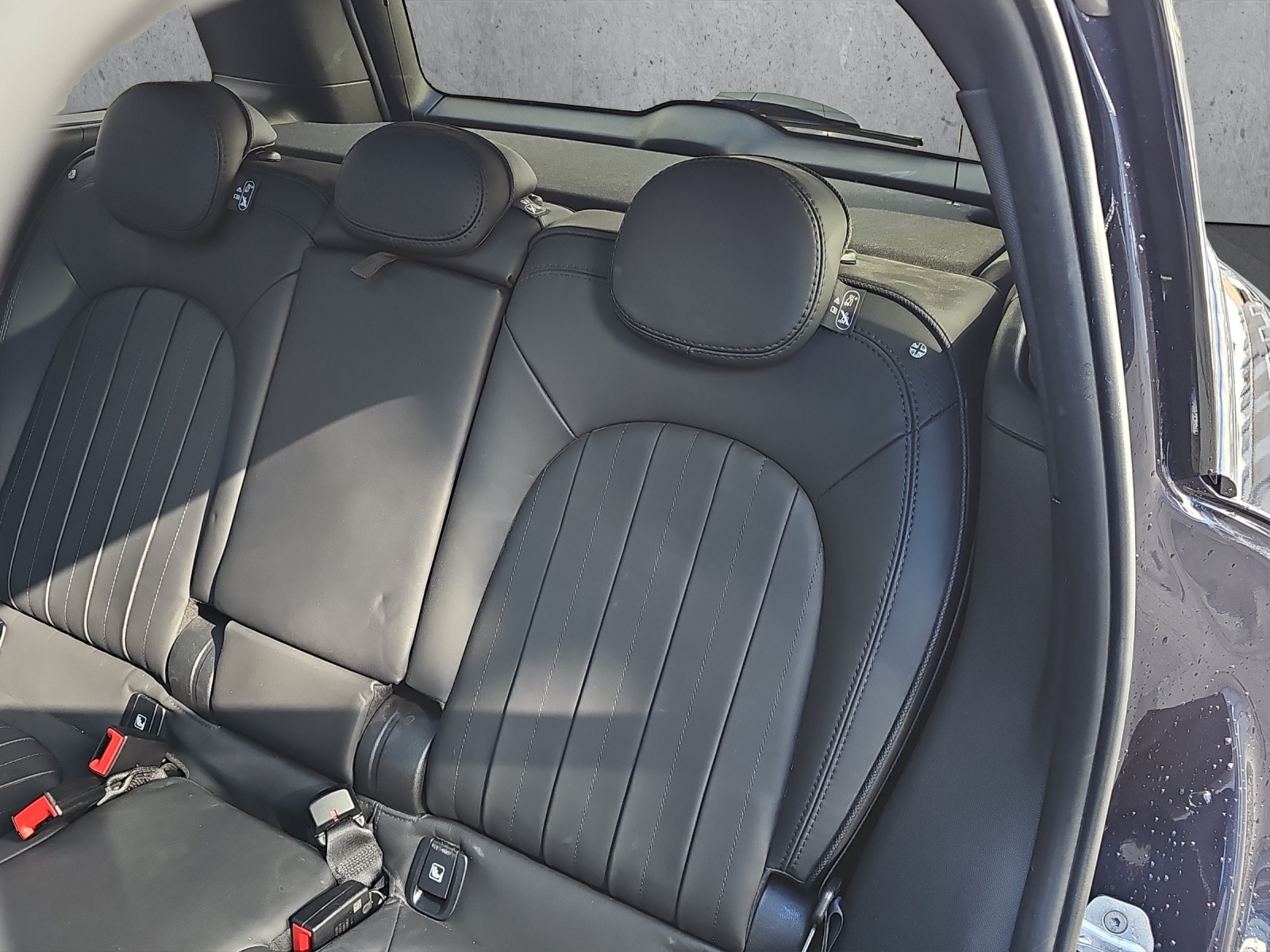 MINI Countryman Cooper S E ALL4 PHEV Steptronic-image-13