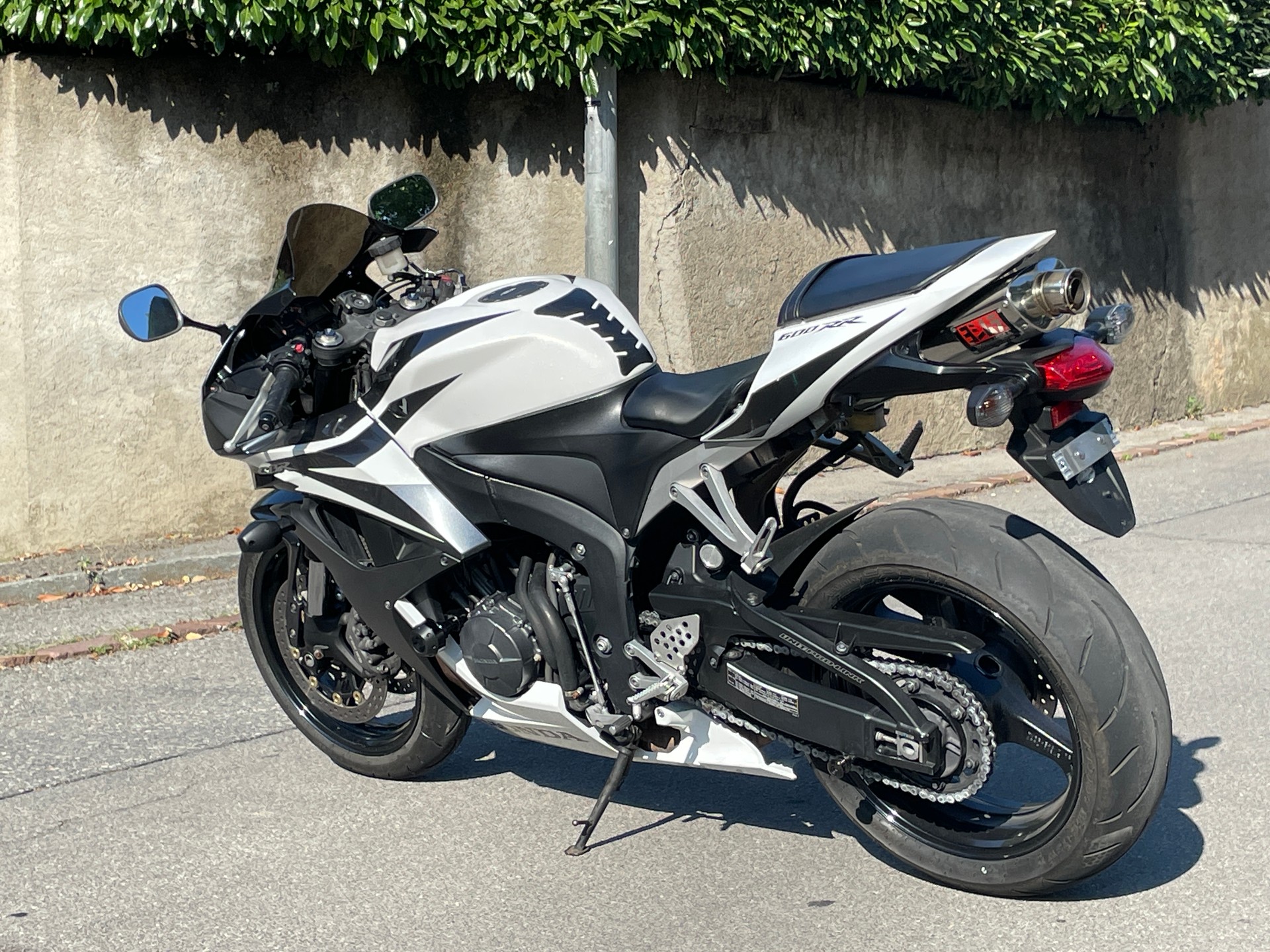 HONDA CBR 600 RR (25kW)-image-4