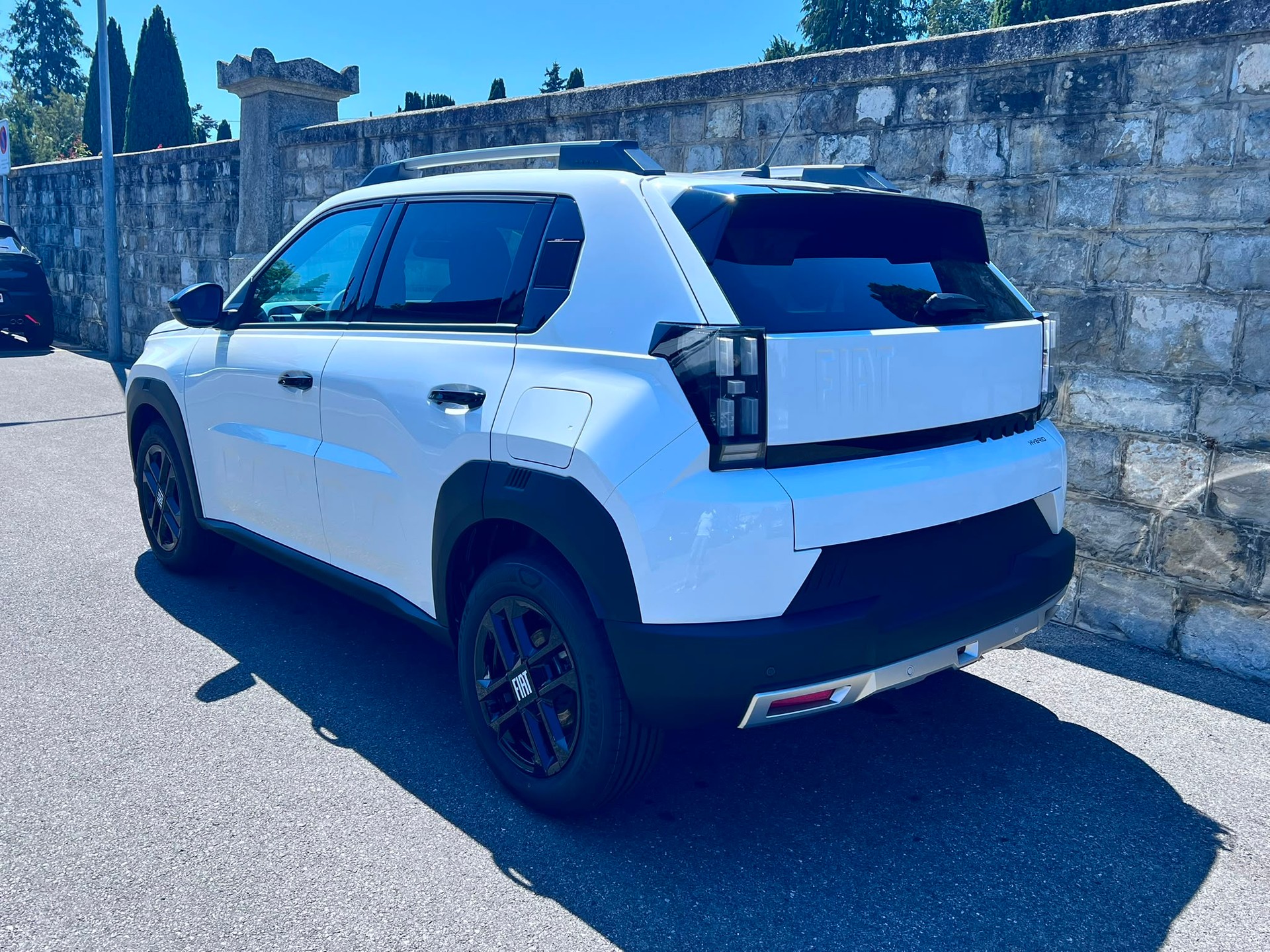 FIAT Grande Panda MHEV Icon-showroom-element-2