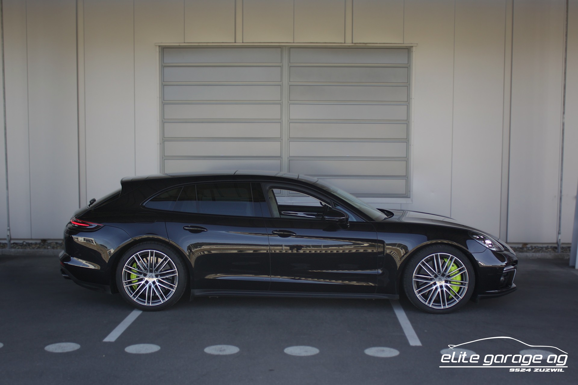 PORSCHE Panamera Turbo S E-Hybrid Sport Turismo PDK-image-5