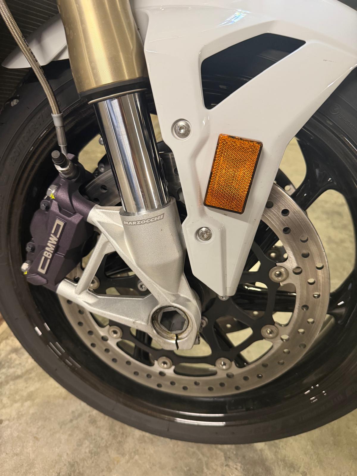 BMW S 1000 R-image-12