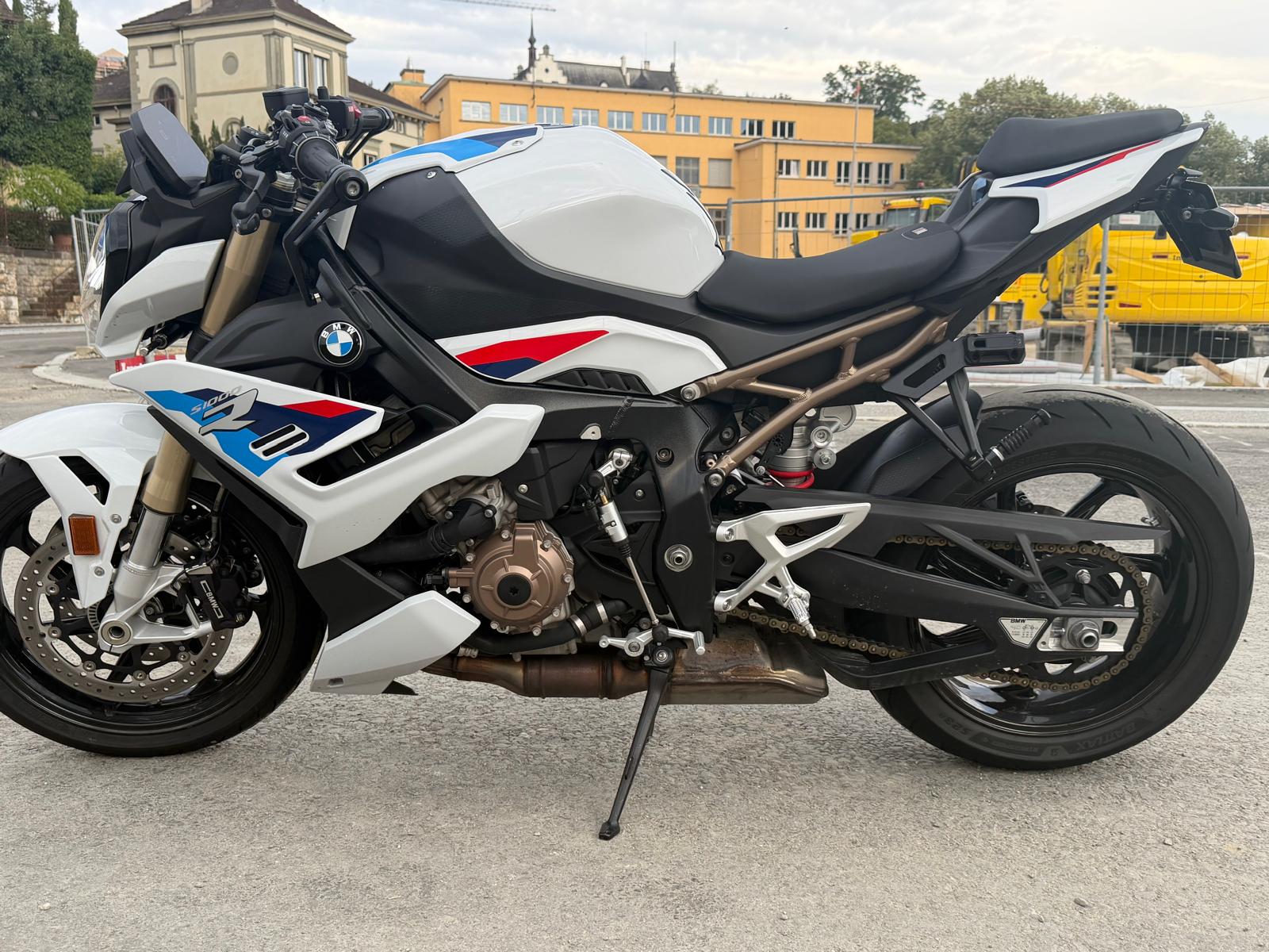 BMW S 1000 R-image-1