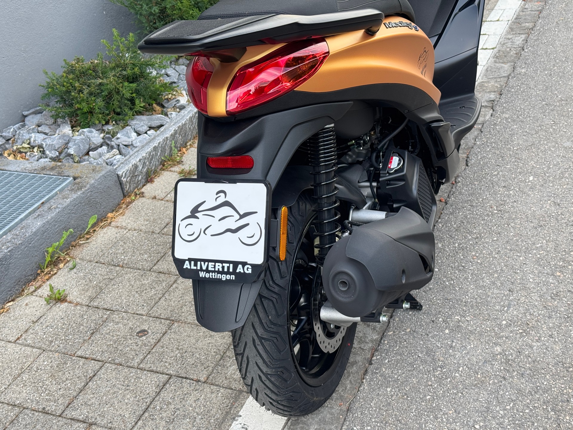 PIAGGIO Medley 125 Sport E5+-image-13