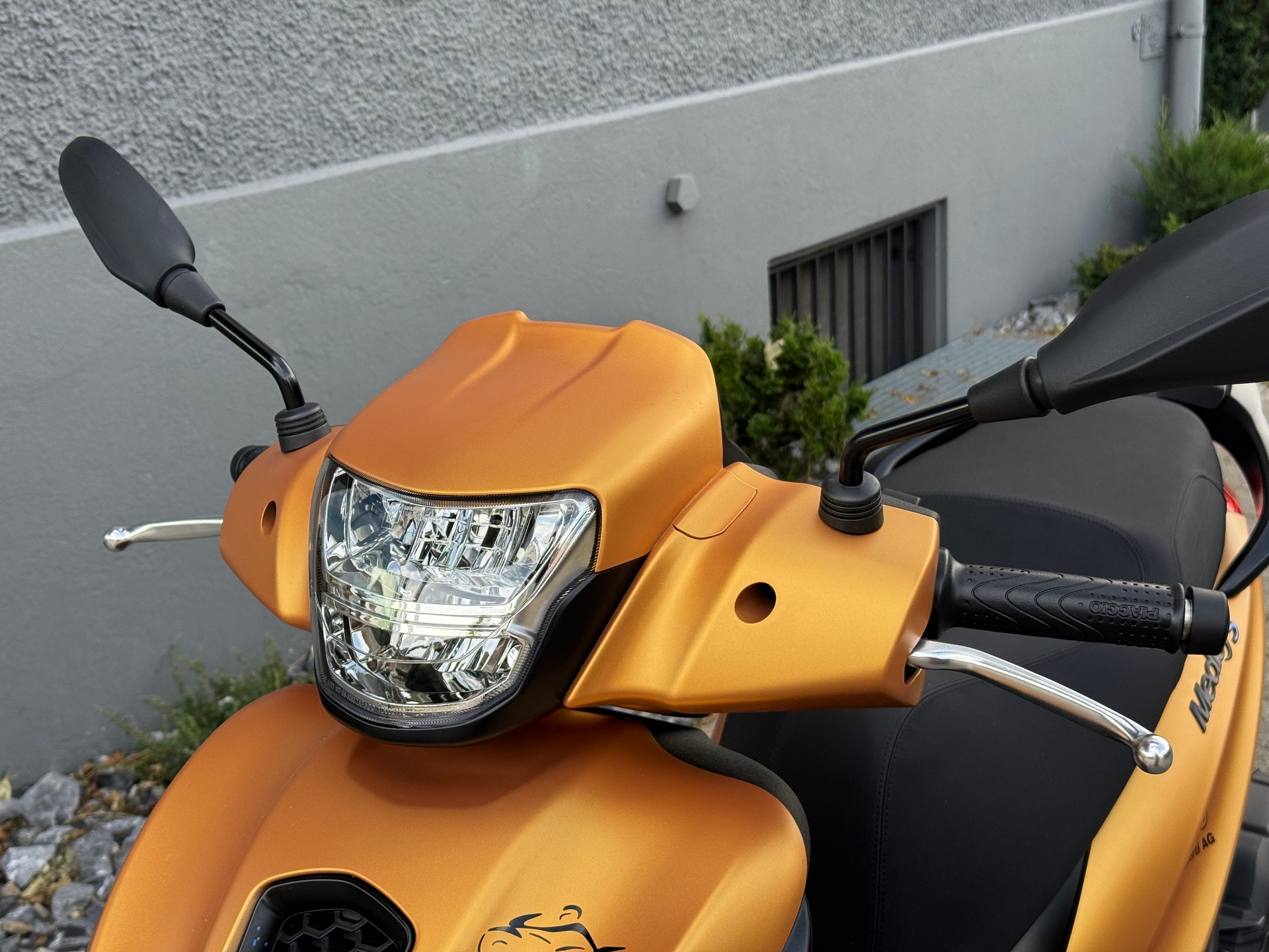 PIAGGIO Medley 125 Sport E5+-showroom-element-1