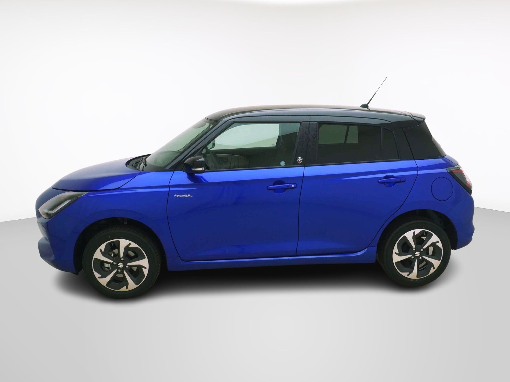SUZUKI Swift 1.2 Piz Sulai Top Hybrid 4x4-showroom-element-1
