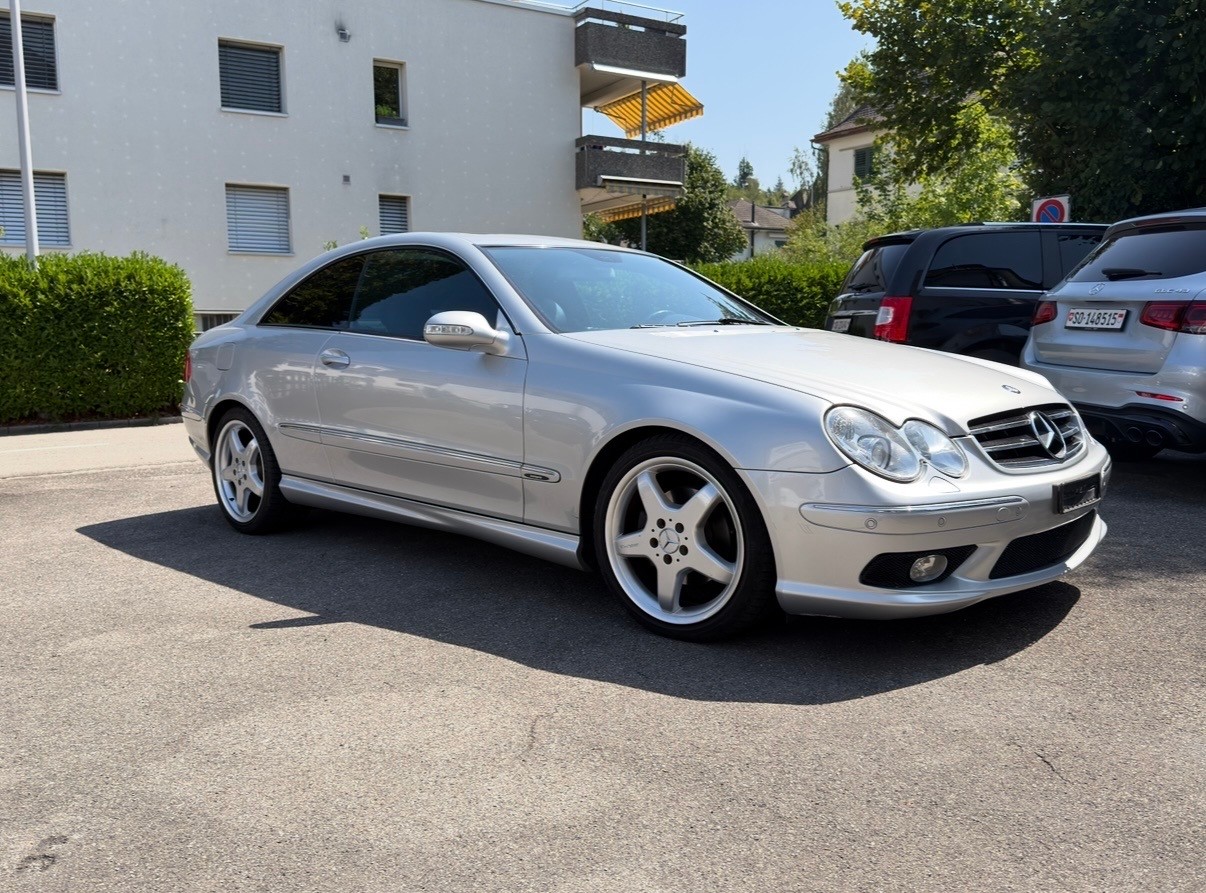 MERCEDES-BENZ CLK 320 V6 Avantgarde AMG Line