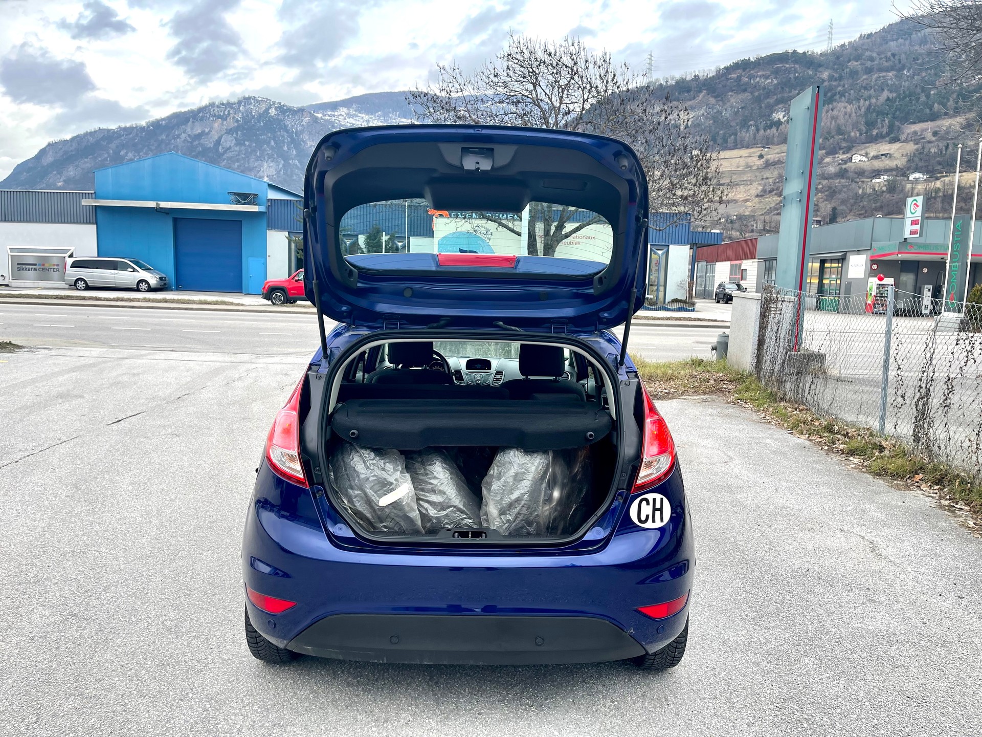 FORD Fiesta 1.5 TDCi Titanium-showroom-element-2
