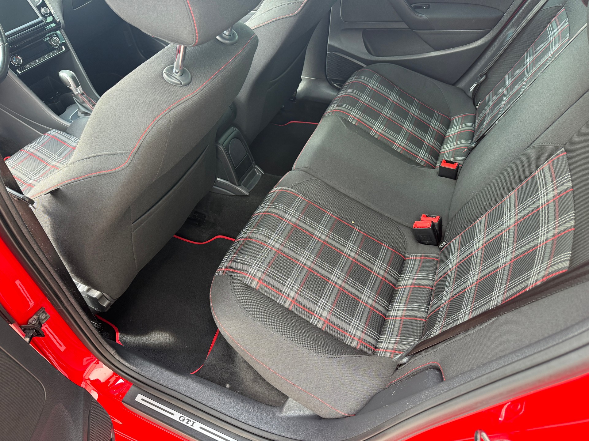VW Polo 1.8 TSI GTI DSG-image-6