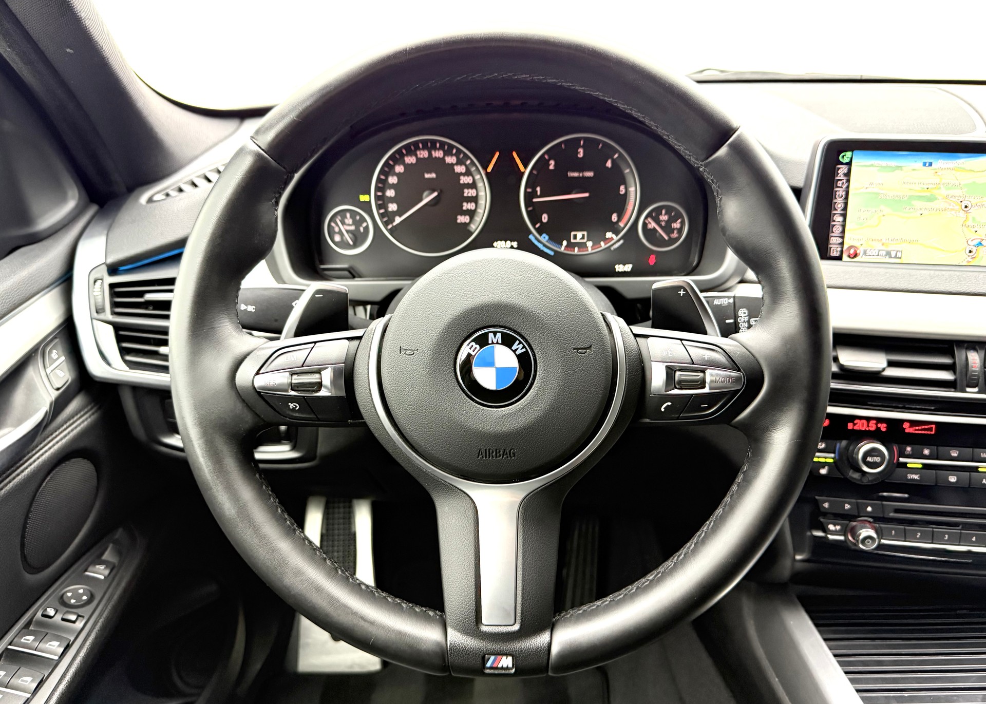 BMW X5 xDrive 30d Steptronic-image-8